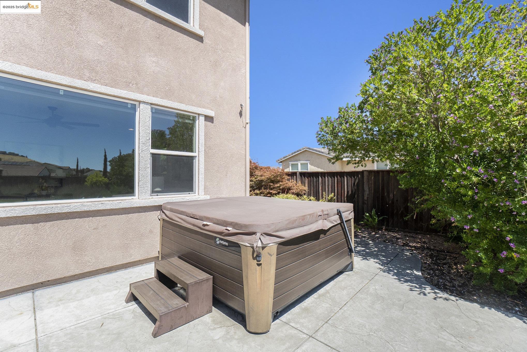 Detail Gallery Image 38 of 46 For 2776 Alves Ranch Rd, Pittsburg,  CA 94565 - 5 Beds | 3 Baths