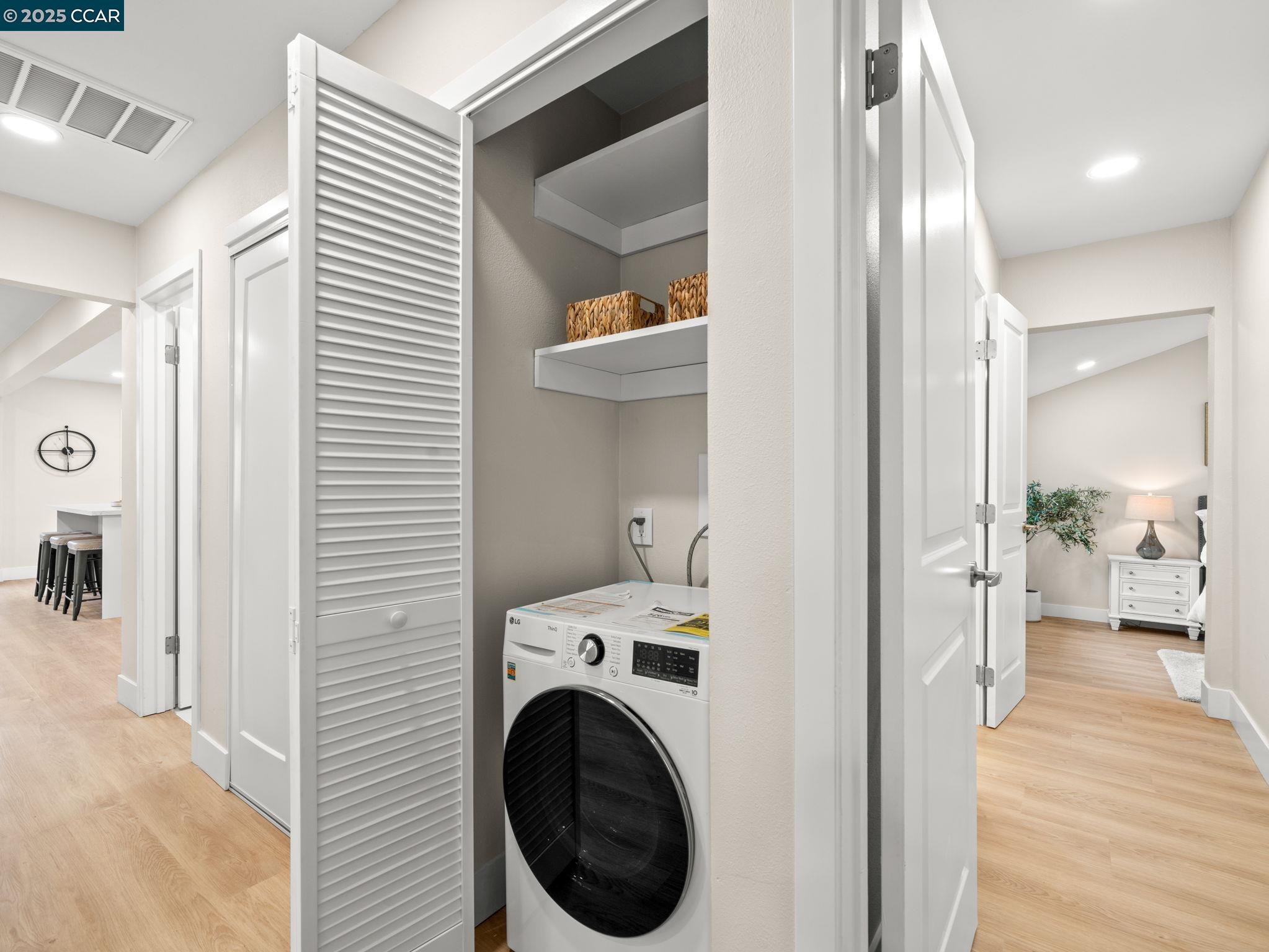 Detail Gallery Image 13 of 28 For 4285 Carter Ct, Concord,  CA 94521 - 4 Beds | 2 Baths