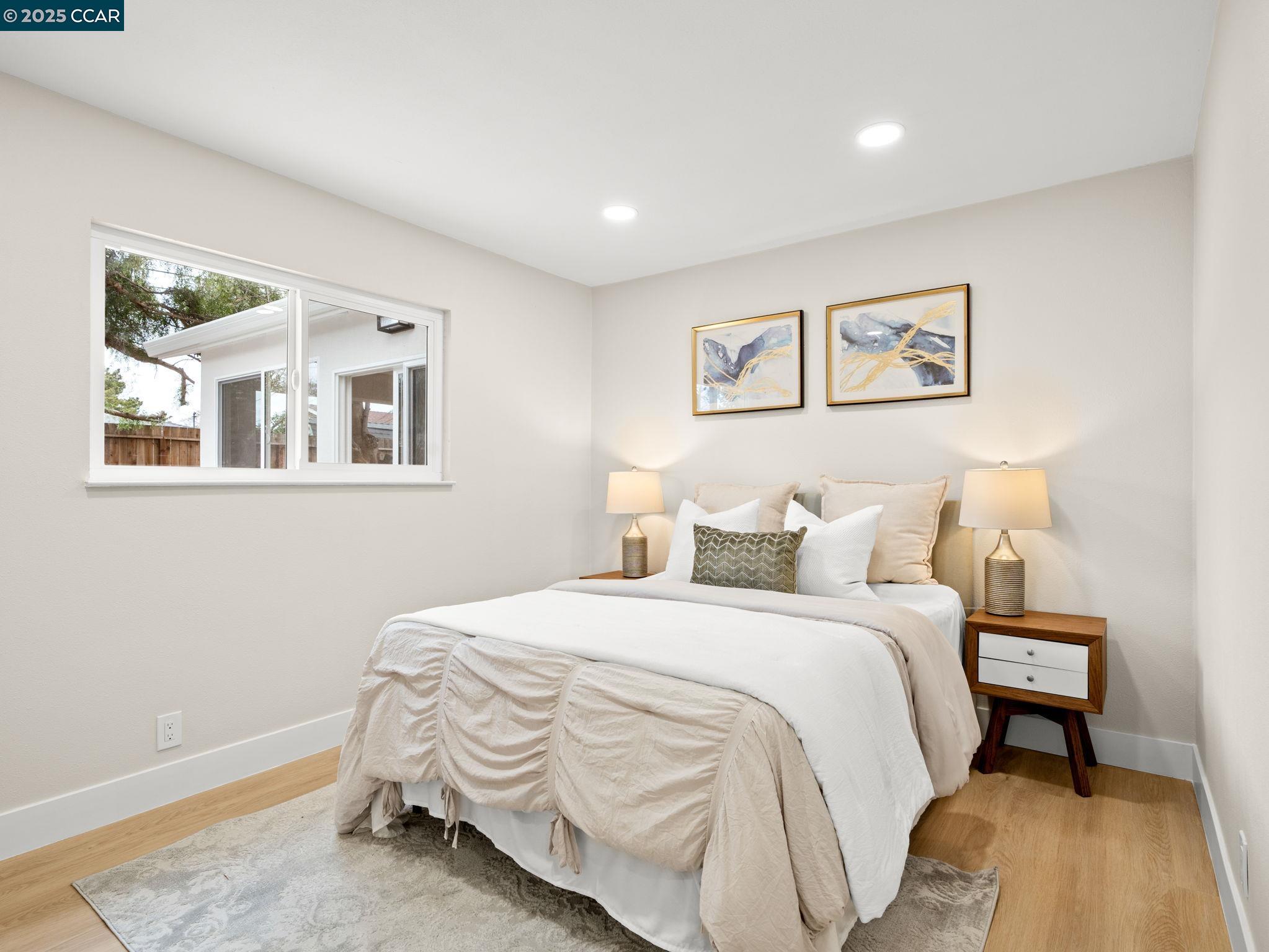 Detail Gallery Image 18 of 28 For 4285 Carter Ct, Concord,  CA 94521 - 4 Beds | 2 Baths