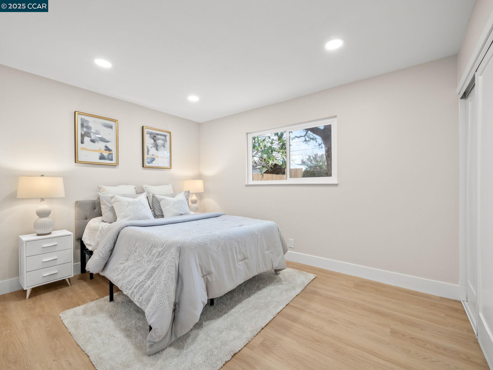 Detail Gallery Image 22 of 28 For 4285 Carter Ct, Concord,  CA 94521 - 4 Beds | 2 Baths