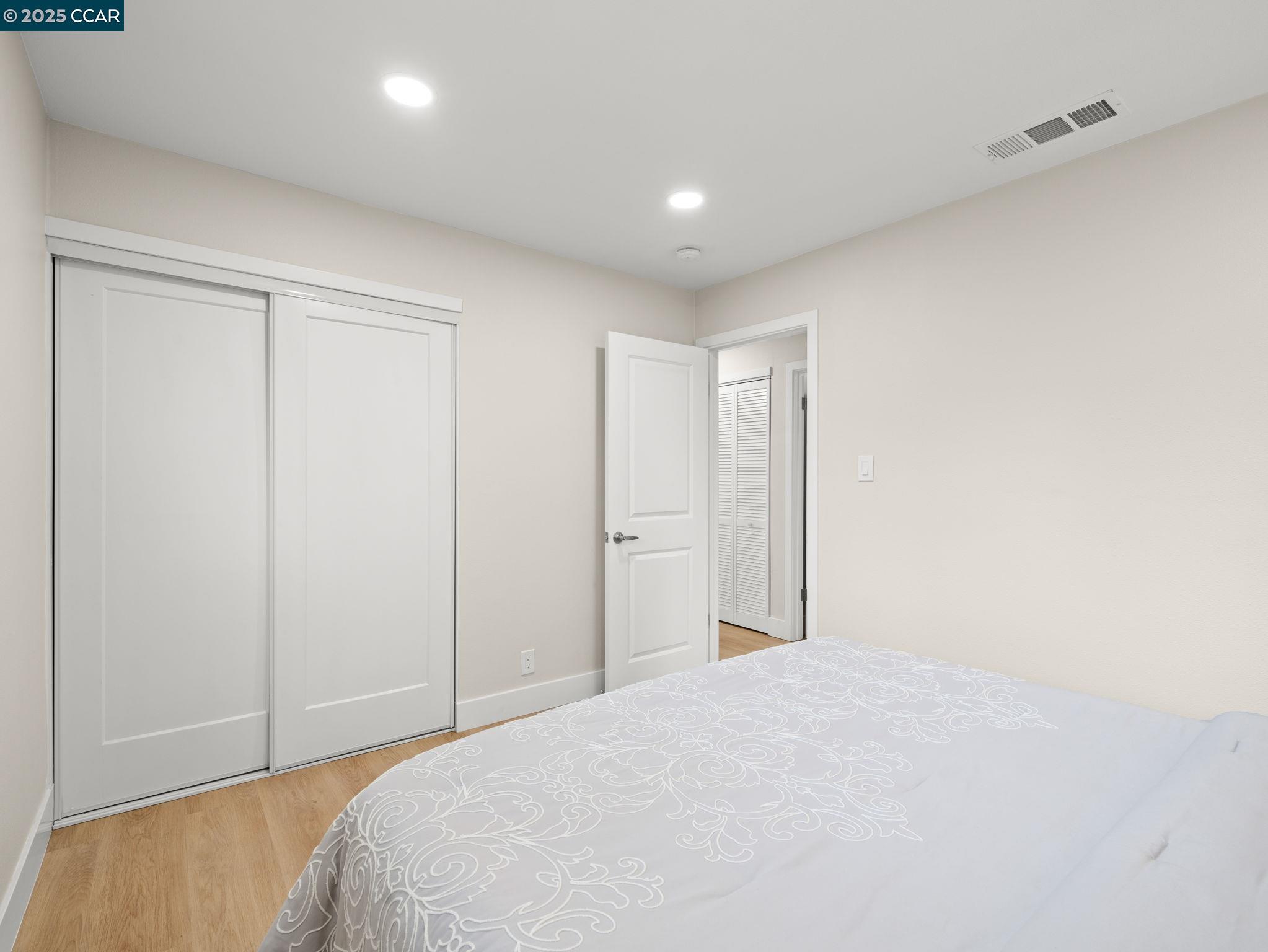 Detail Gallery Image 23 of 28 For 4285 Carter Ct, Concord,  CA 94521 - 4 Beds | 2 Baths