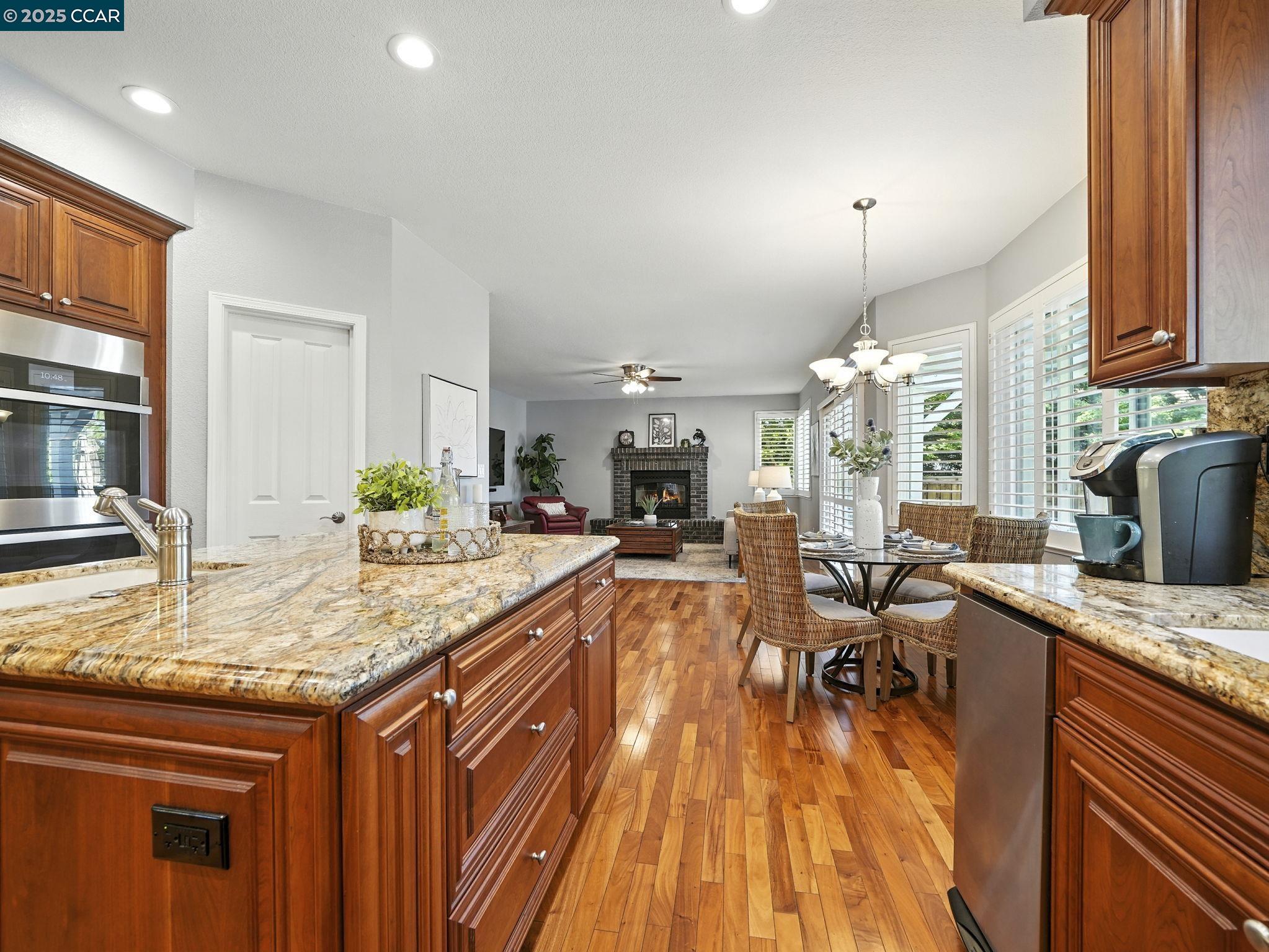 Detail Gallery Image 19 of 52 For 3052 Miwok Way, Clayton,  CA 94517 - 5 Beds | 3/1 Baths