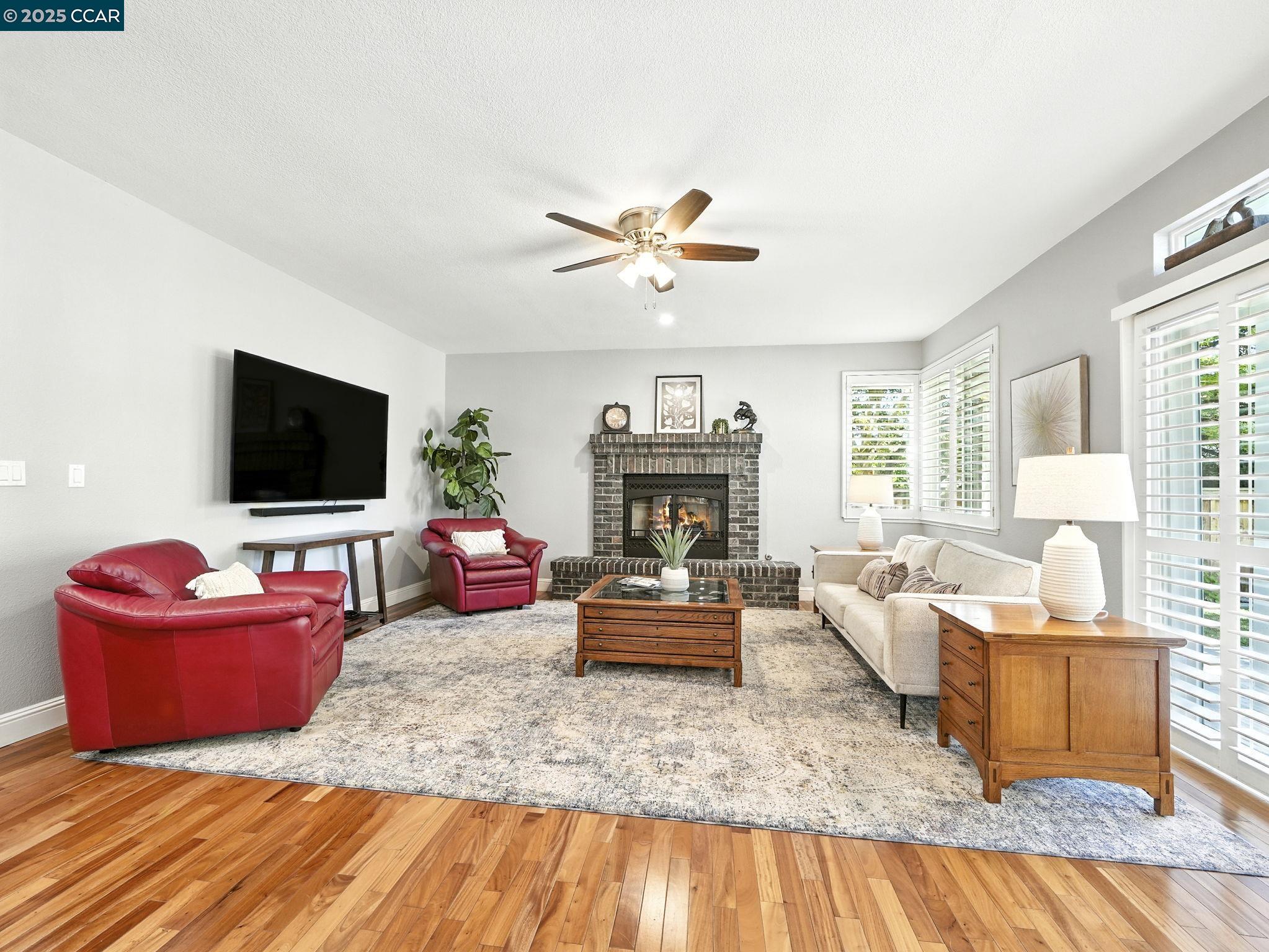 Detail Gallery Image 20 of 52 For 3052 Miwok Way, Clayton,  CA 94517 - 5 Beds | 3/1 Baths