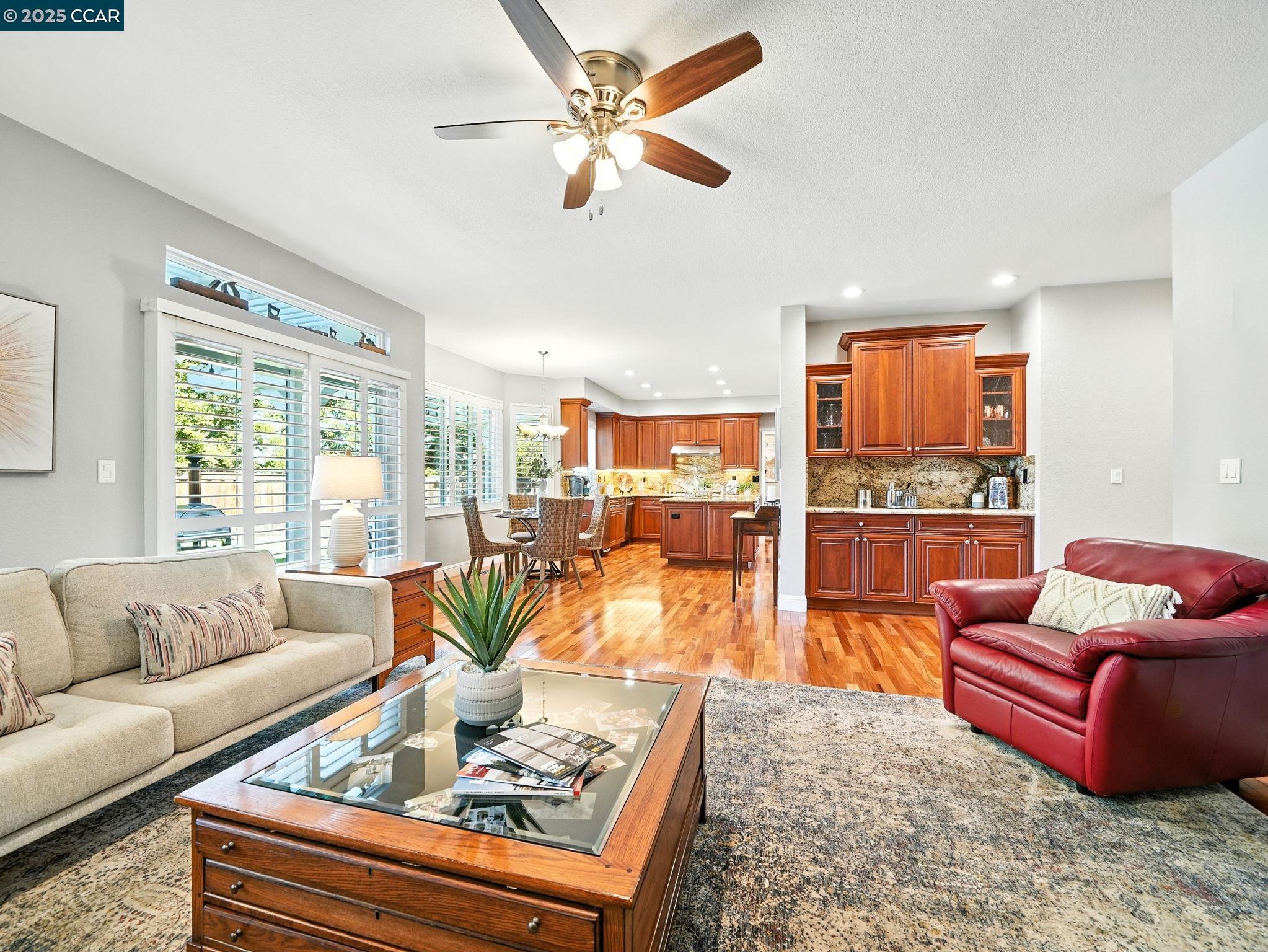 Detail Gallery Image 22 of 52 For 3052 Miwok Way, Clayton,  CA 94517 - 5 Beds | 3/1 Baths