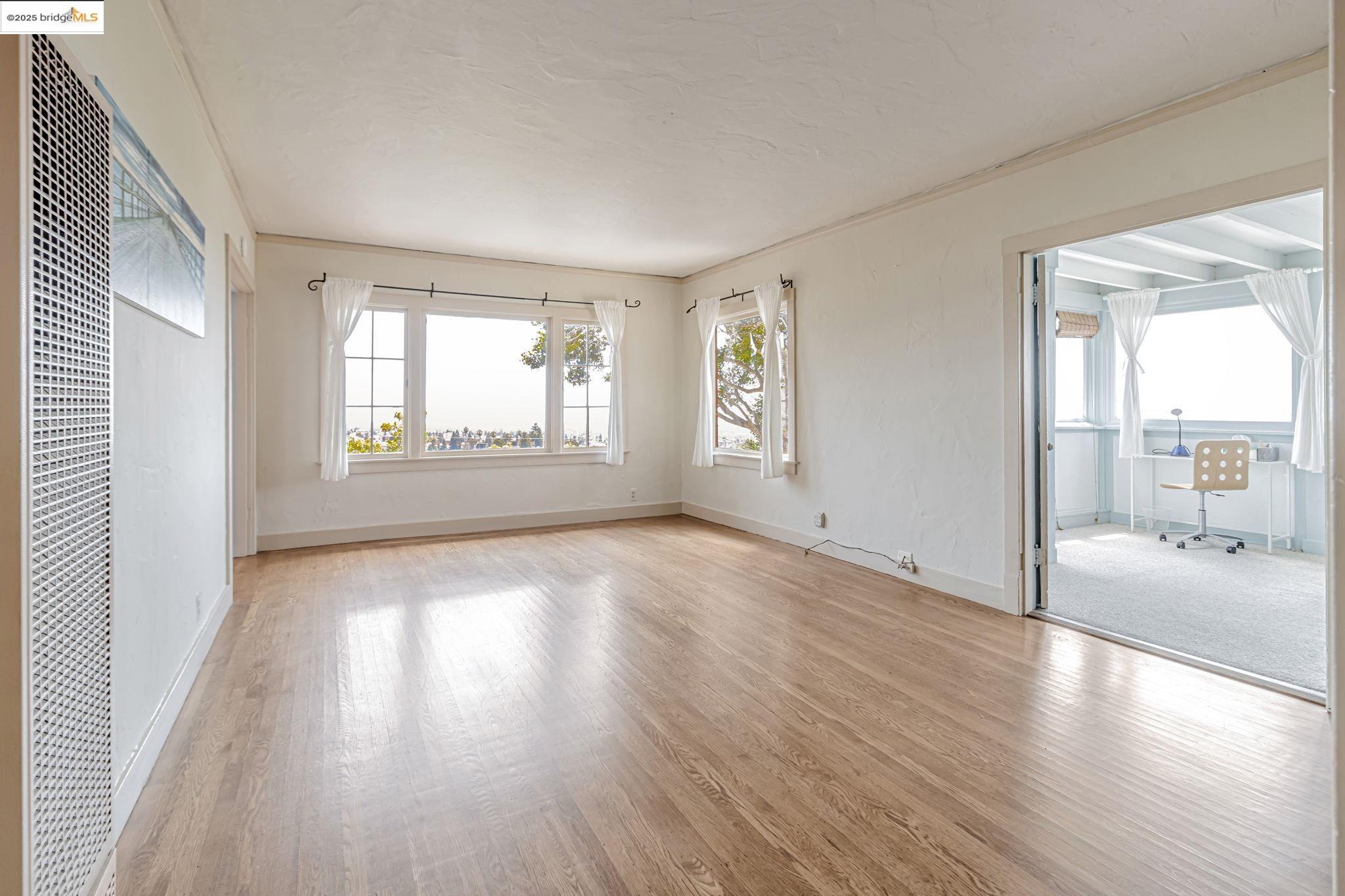 Detail Gallery Image 19 of 51 For 2517 Cedar St, Berkeley,  CA 94708 - – Beds | – Baths