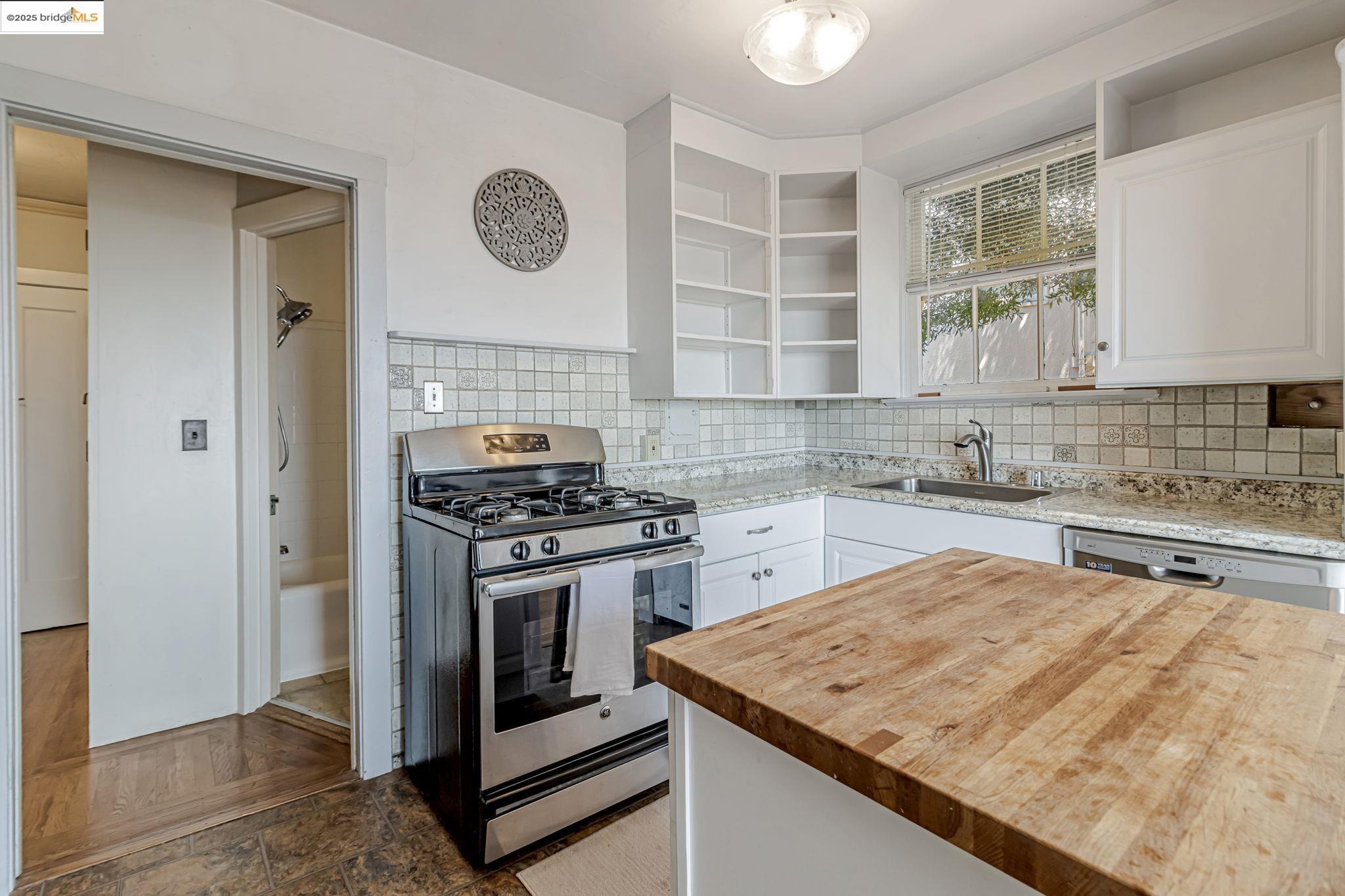 Detail Gallery Image 26 of 51 For 2517 Cedar St, Berkeley,  CA 94708 - – Beds | – Baths