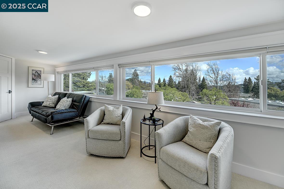 Detail Gallery Image 15 of 55 For 1232 Skycrest Dr #9,  Walnut Creek,  CA 94595 - 2 Beds | 1 Baths