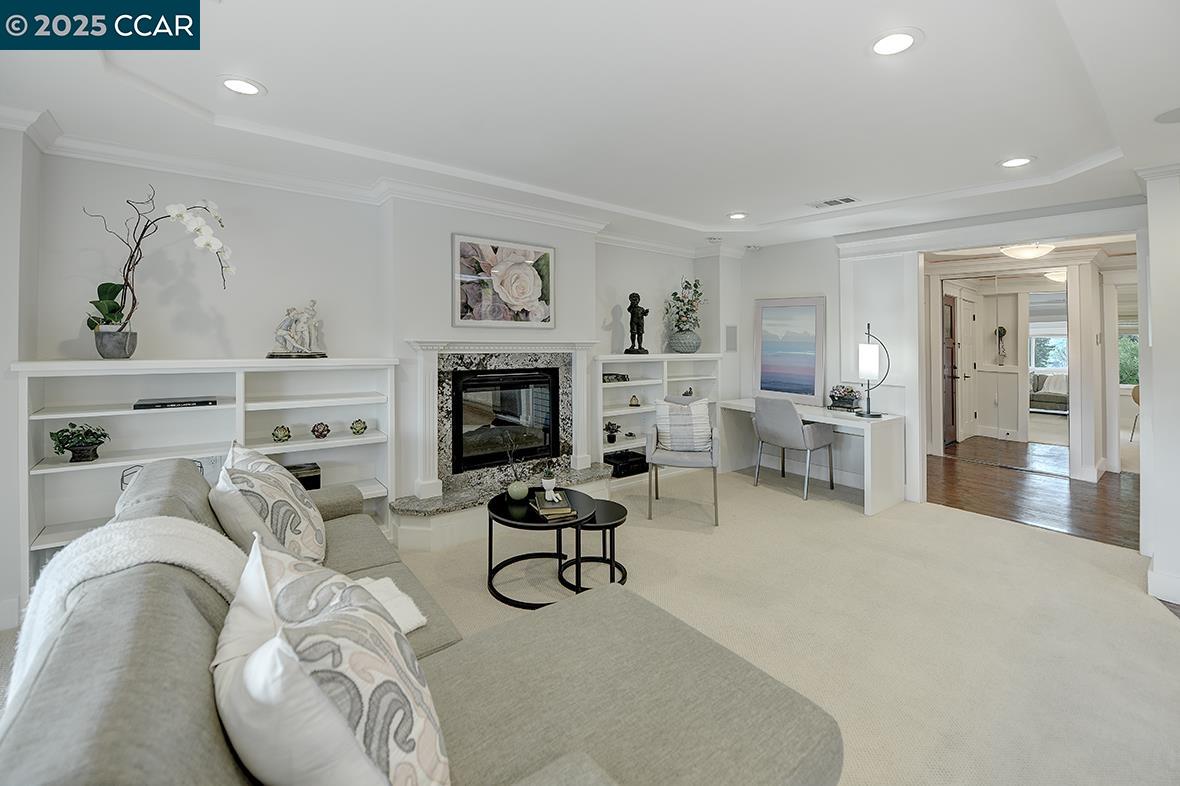 Detail Gallery Image 20 of 55 For 1232 Skycrest Dr #9,  Walnut Creek,  CA 94595 - 2 Beds | 1 Baths