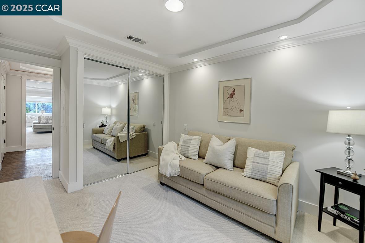 Detail Gallery Image 26 of 55 For 1232 Skycrest Dr #9,  Walnut Creek,  CA 94595 - 2 Beds | 1 Baths
