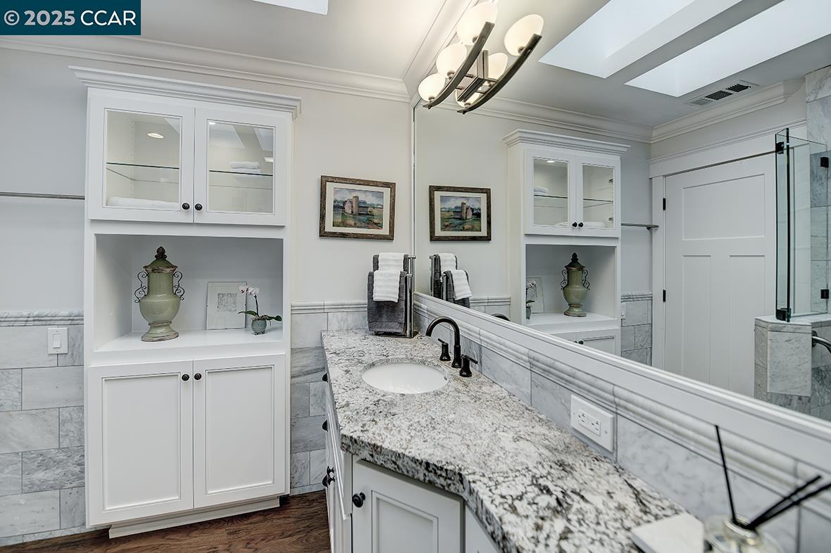 Detail Gallery Image 30 of 55 For 1232 Skycrest Dr #9,  Walnut Creek,  CA 94595 - 2 Beds | 1 Baths