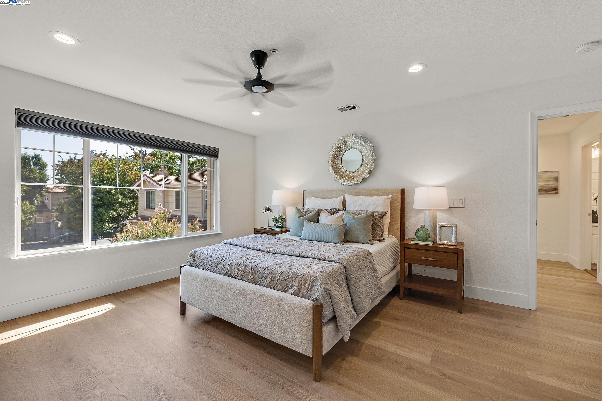 Detail Gallery Image 17 of 35 For 219 Blackstone Cmn, Livermore,  CA 94550 - 3 Beds | 2/1 Baths