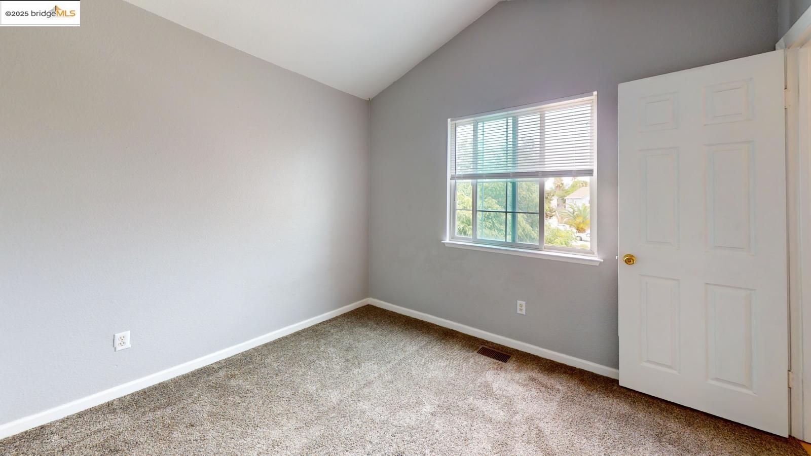 Detail Gallery Image 8 of 15 For 1032 Twinbridge Court, Brentwood,  CA 94513-9999 - 3 Beds | 2/1 Baths