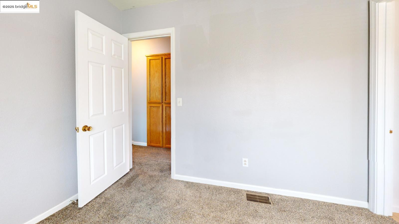Detail Gallery Image 9 of 15 For 1032 Twinbridge Court, Brentwood,  CA 94513-9999 - 3 Beds | 2/1 Baths