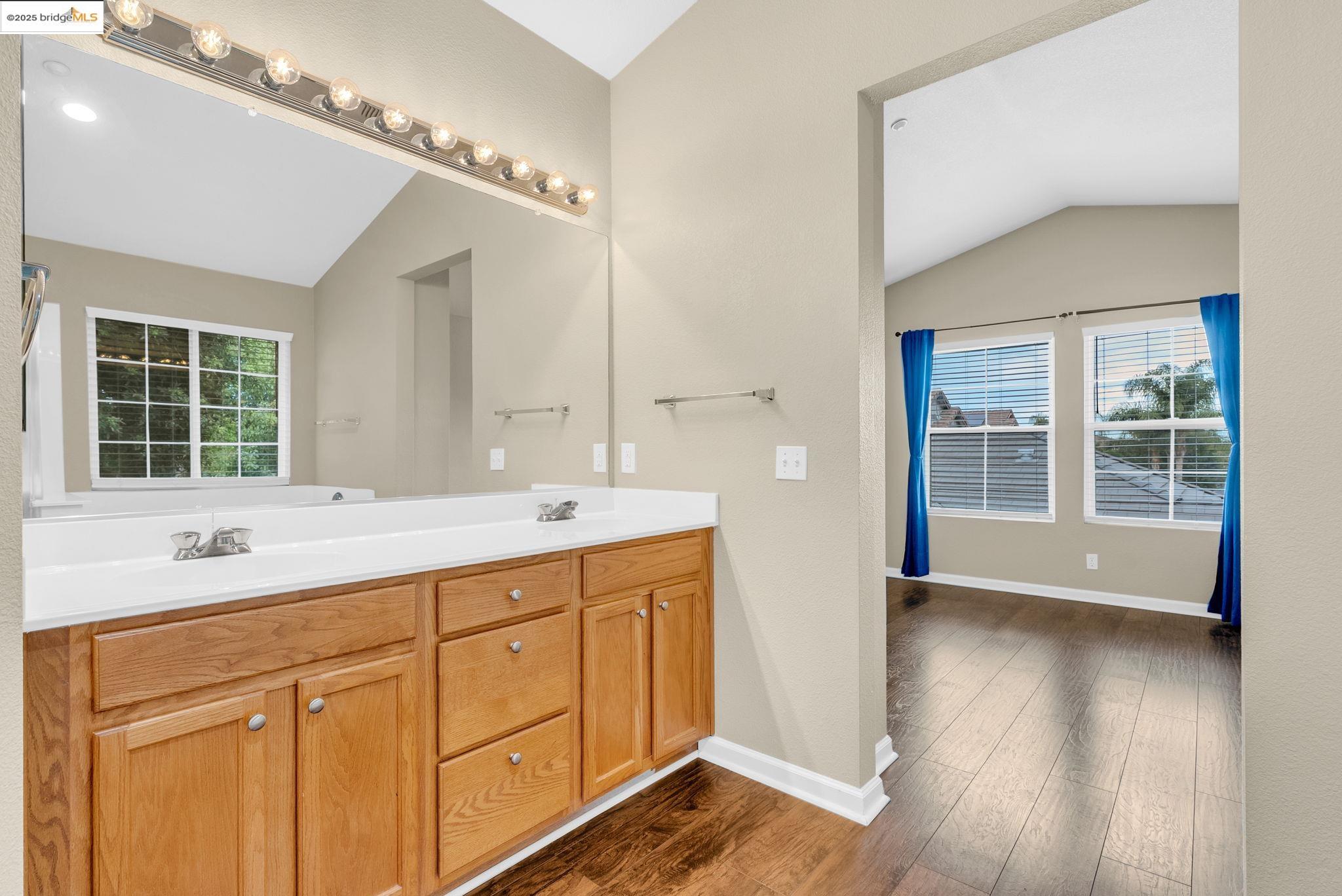 Detail Gallery Image 42 of 53 For 220 Whispering Oaks Court, Brentwood,  CA 94513-9999 - 3 Beds | 2/1 Baths