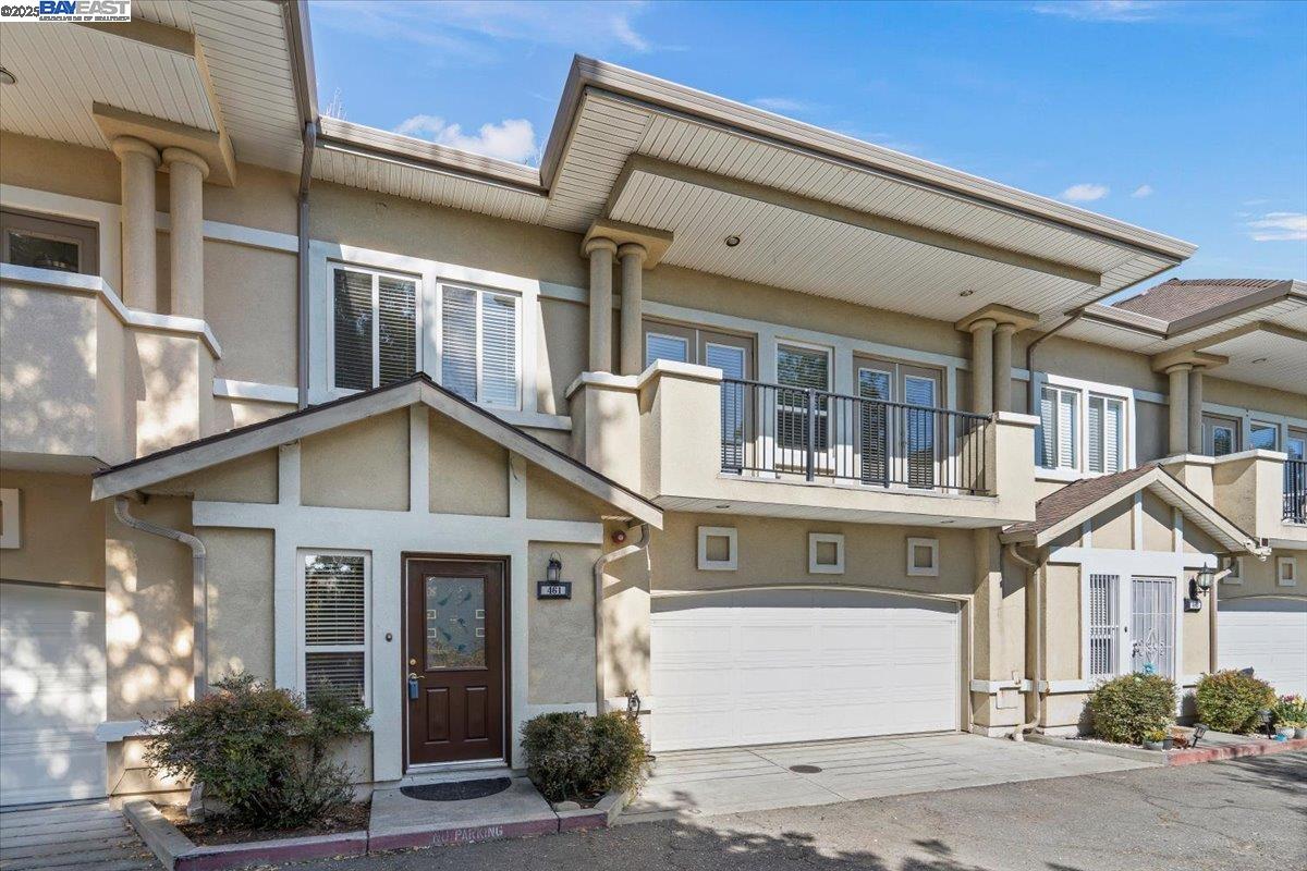 MLS: 41107773 Condo For Sale