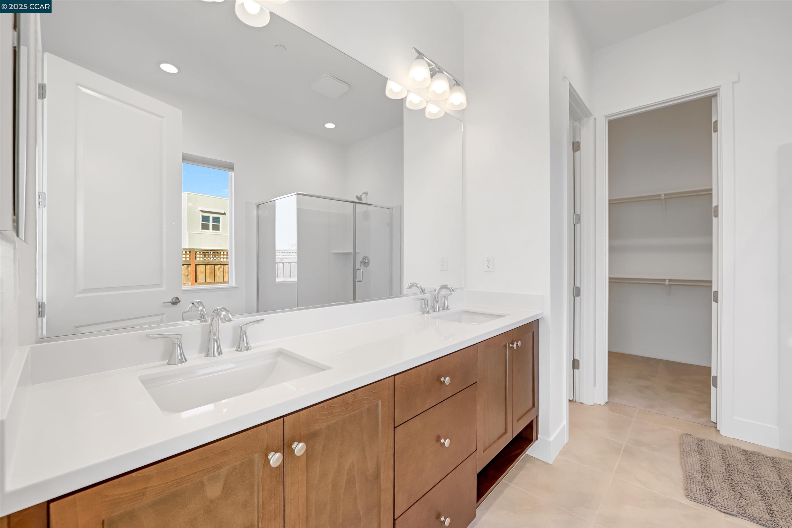 Detail Gallery Image 13 of 17 For 3308 Mayberry St, Lathrop,  CA 95330 - 3 Beds | 2/1 Baths