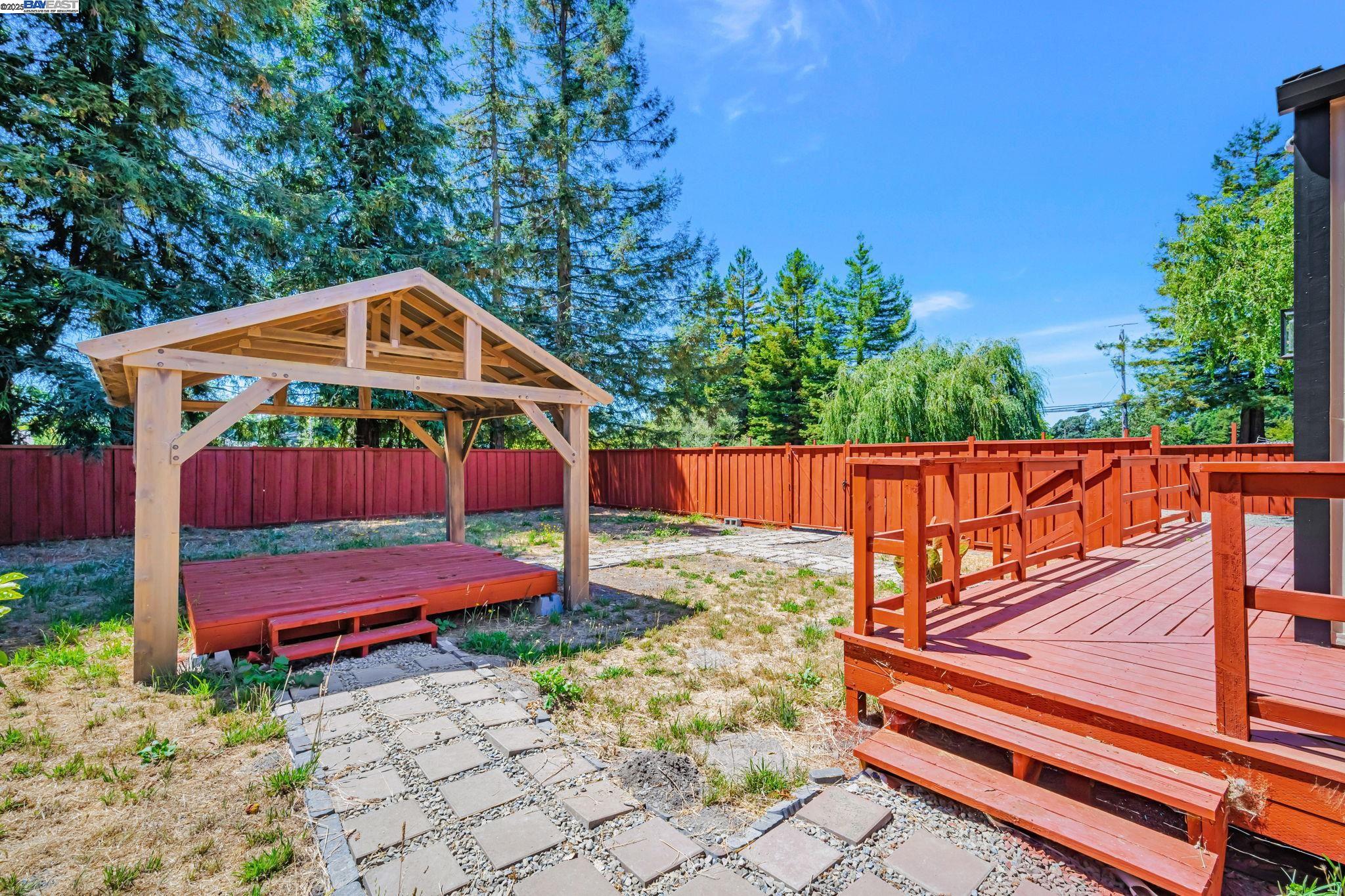 Detail Gallery Image 37 of 48 For 3920 Gravenstein Hwy, Sebastopol,  CA 95472 - 2 Beds | 1/1 Baths
