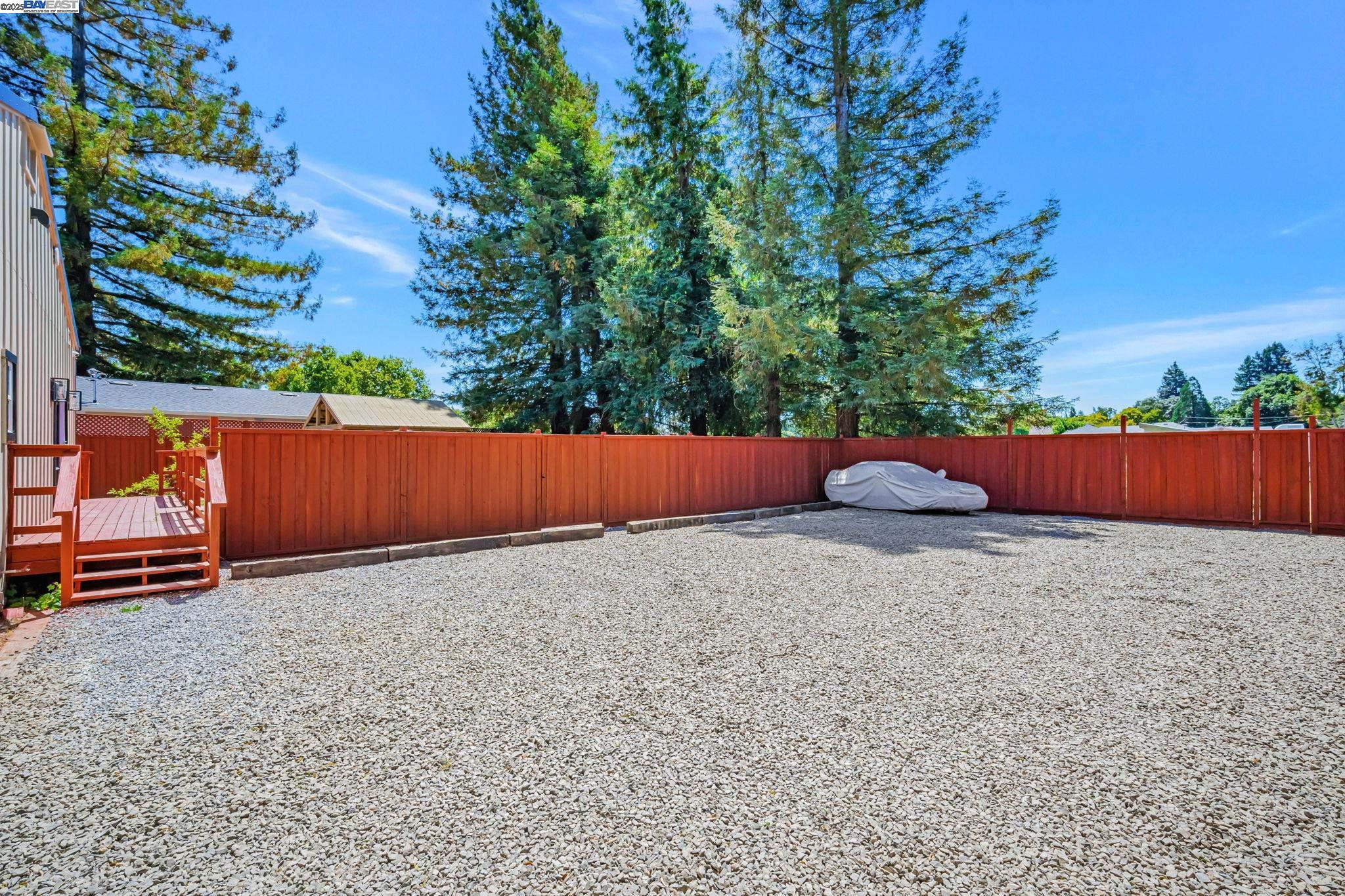 Detail Gallery Image 43 of 48 For 3920 Gravenstein Hwy, Sebastopol,  CA 95472 - 2 Beds | 1/1 Baths