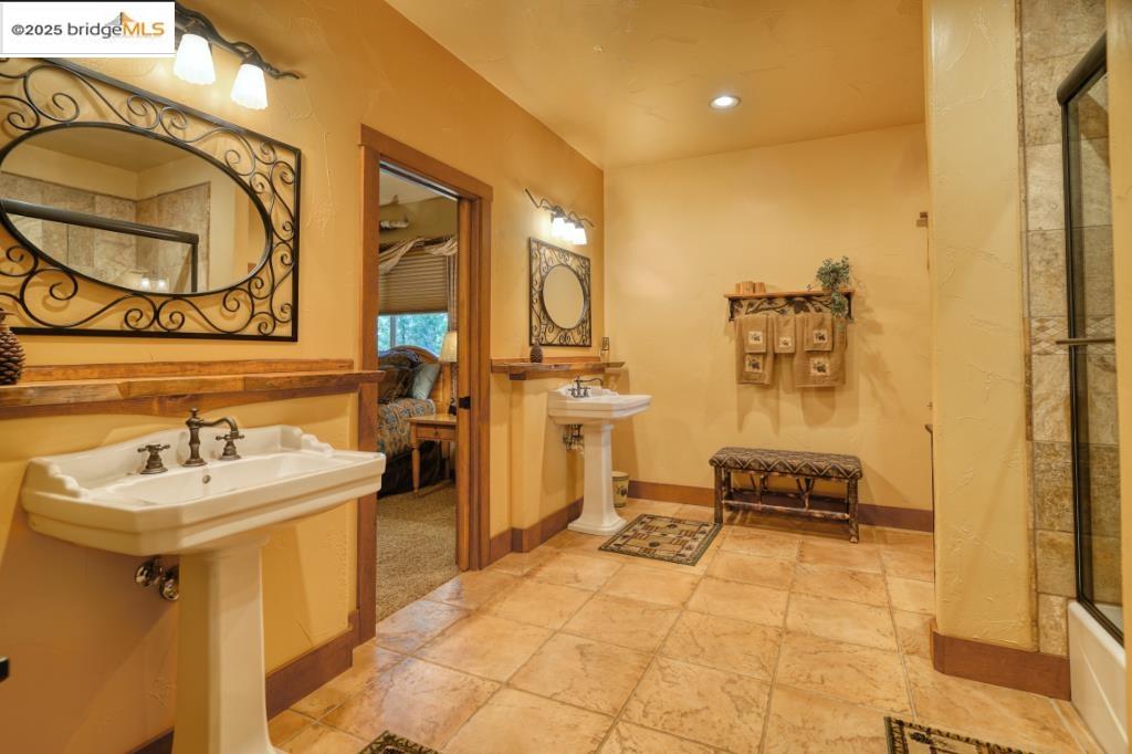 Detail Gallery Image 12 of 60 For 12435 Cassaretto, Groveland,  CA 95321 - 4 Beds | 2/1 Baths