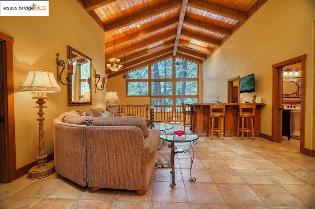 Detail Gallery Image 4 of 60 For 12435 Cassaretto, Groveland,  CA 95321 - 4 Beds | 2/1 Baths