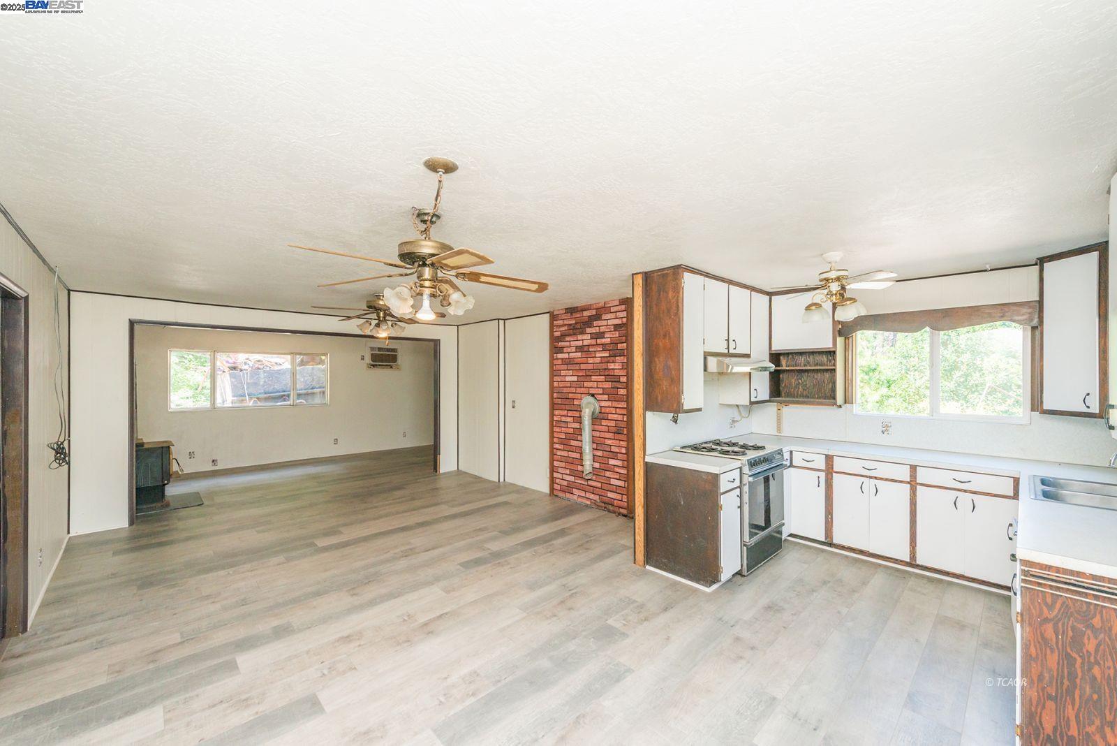 Detail Gallery Image 8 of 50 For 77 Lilac Ln, Big Bar,  CA 96010 - 3 Beds | 2/1 Baths