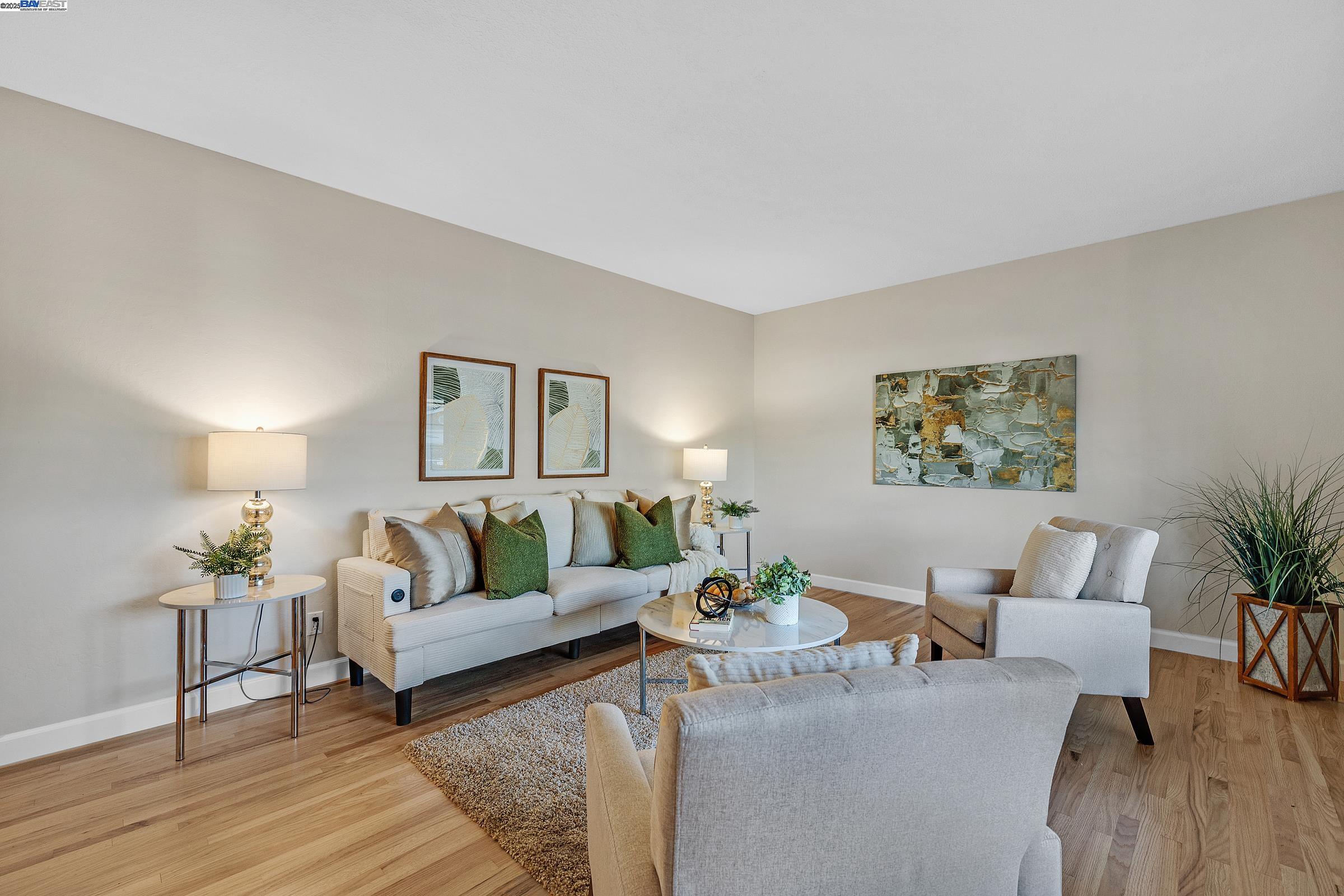 Detail Gallery Image 8 of 45 For 35629 Dee Pl, Fremont,  CA 94536 - 3 Beds | 2 Baths