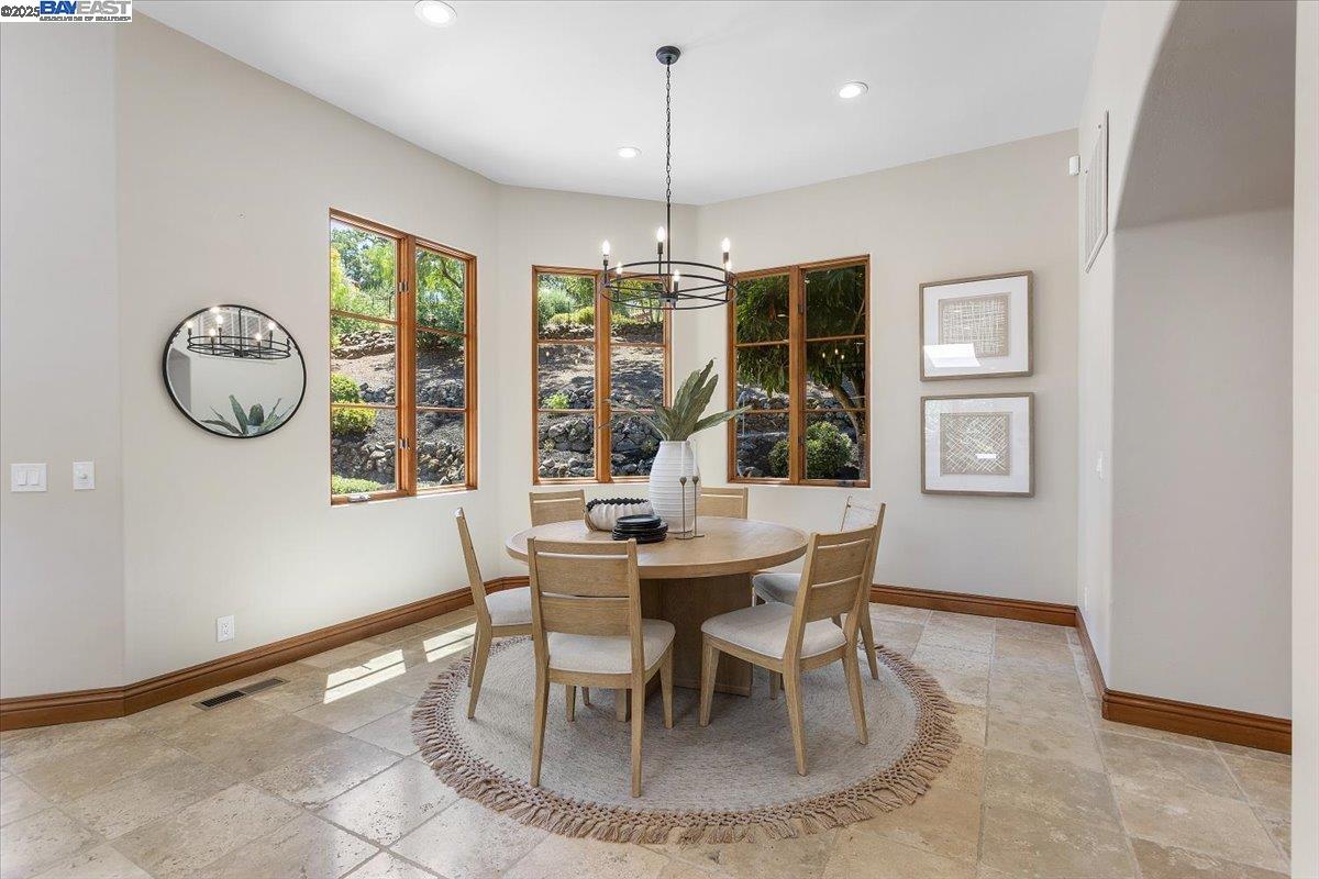 Detail Gallery Image 19 of 60 For 859 El Pintado Rd, Danville,  CA 94526 - 4 Beds | 4 Baths