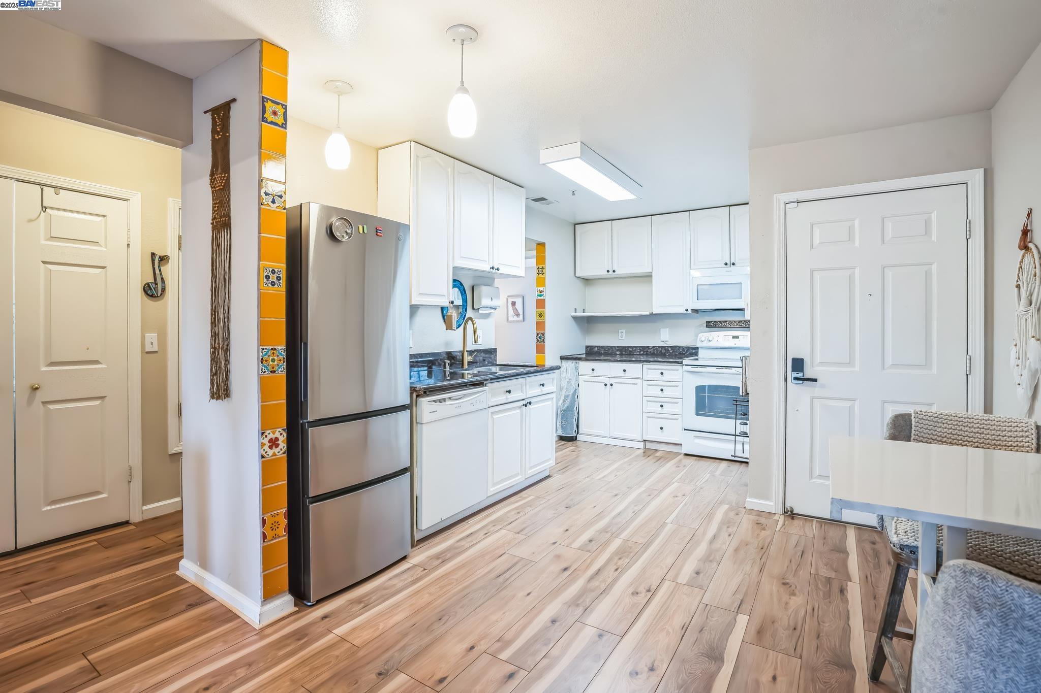Photo #4: 41107787 Listing 