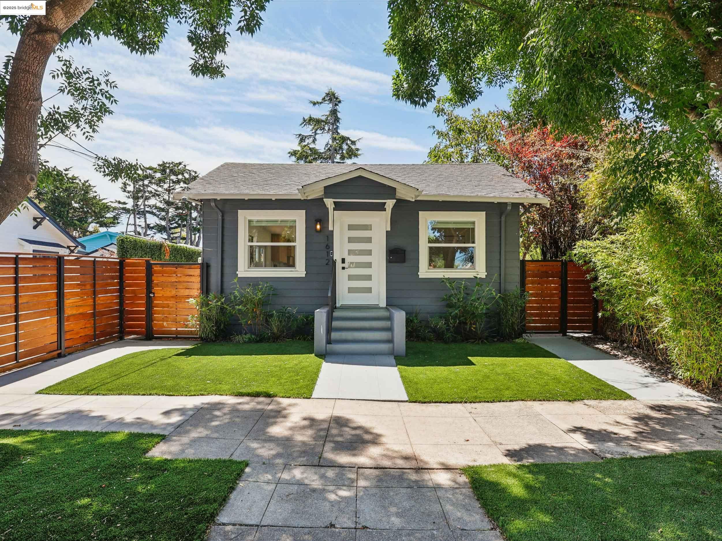 Detail Gallery Image 26 of 26 For 1612 Carleton St, Berkeley,  CA 94703 - 2 Beds | 2 Baths