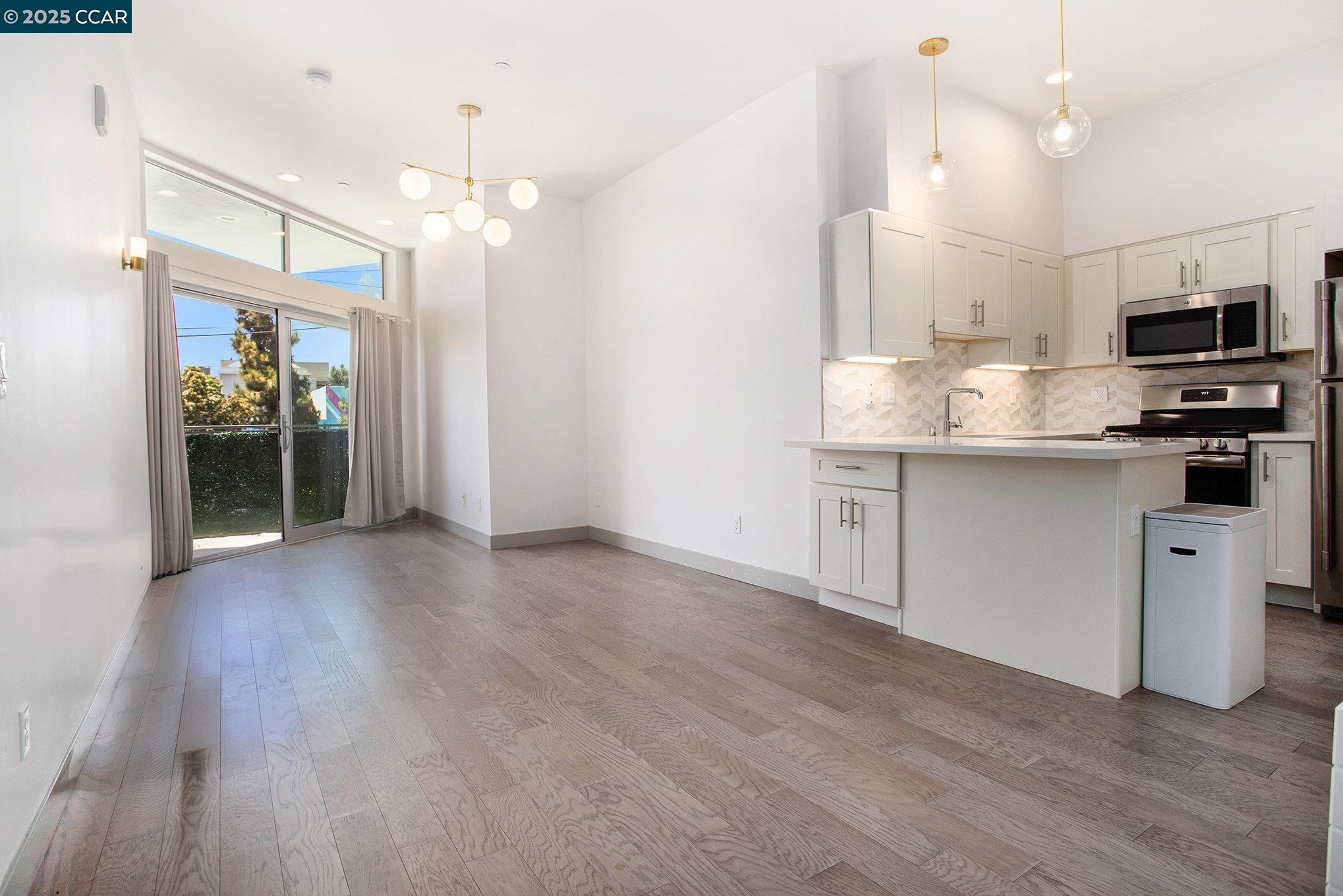 Photo #4: 41107789 Listing 