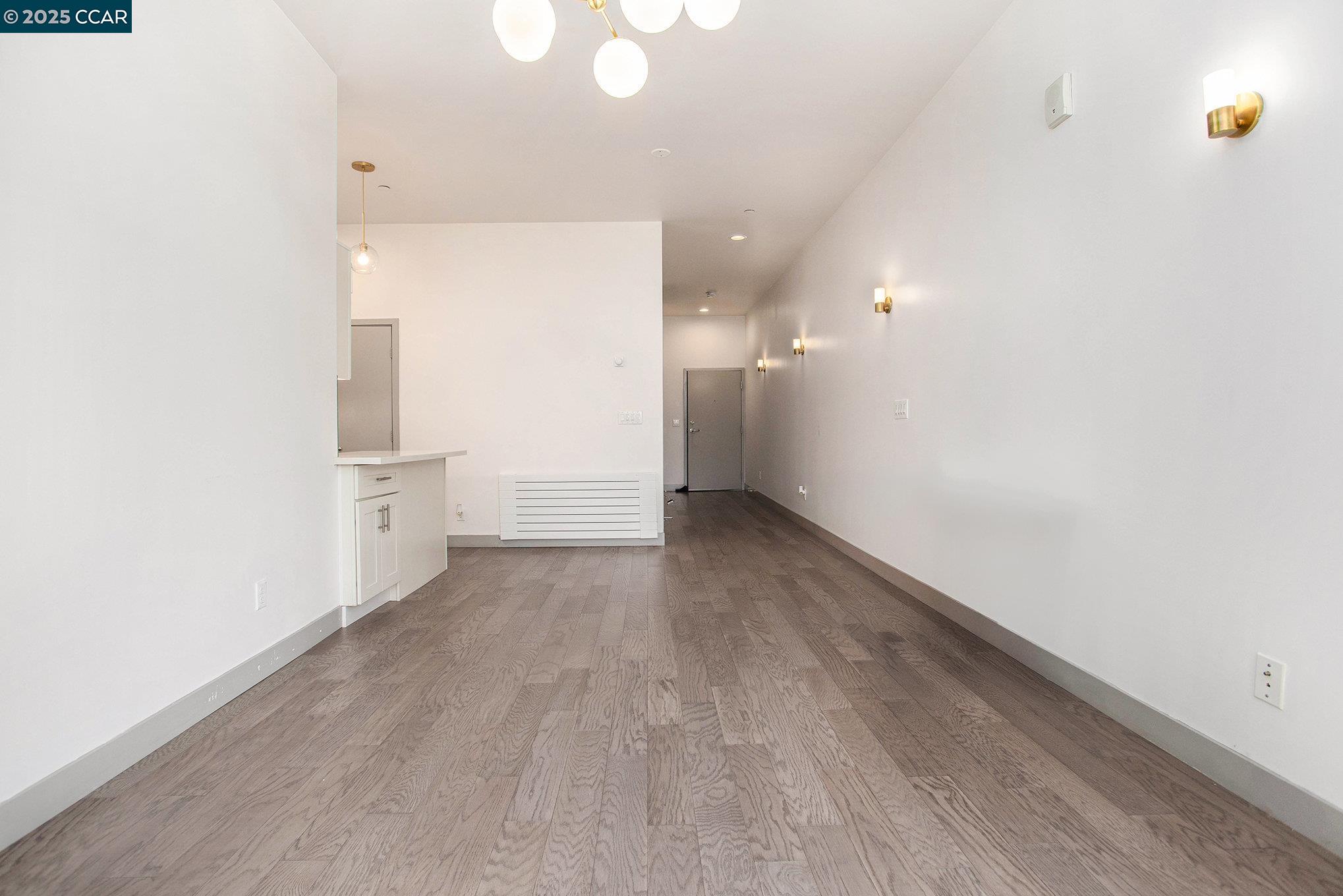 Photo #5: 41107789 Listing 