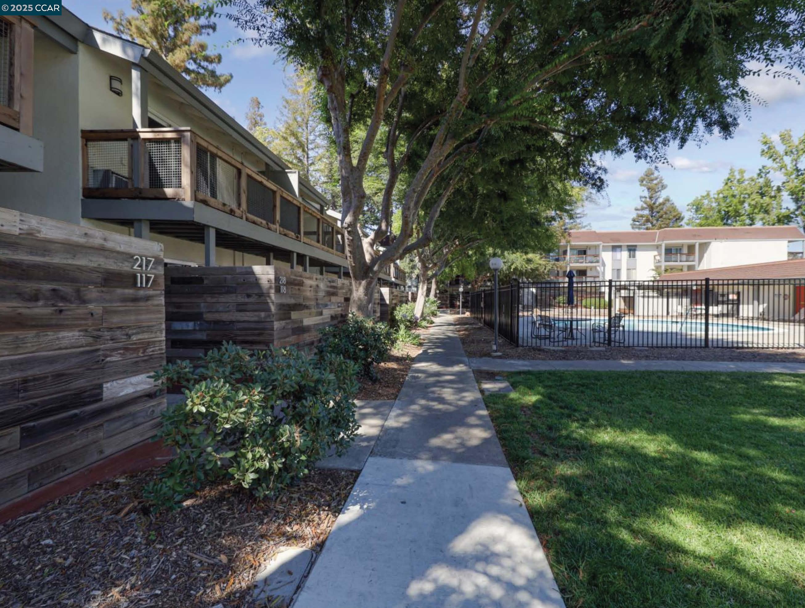 Photo #2: 41107790 Listing 