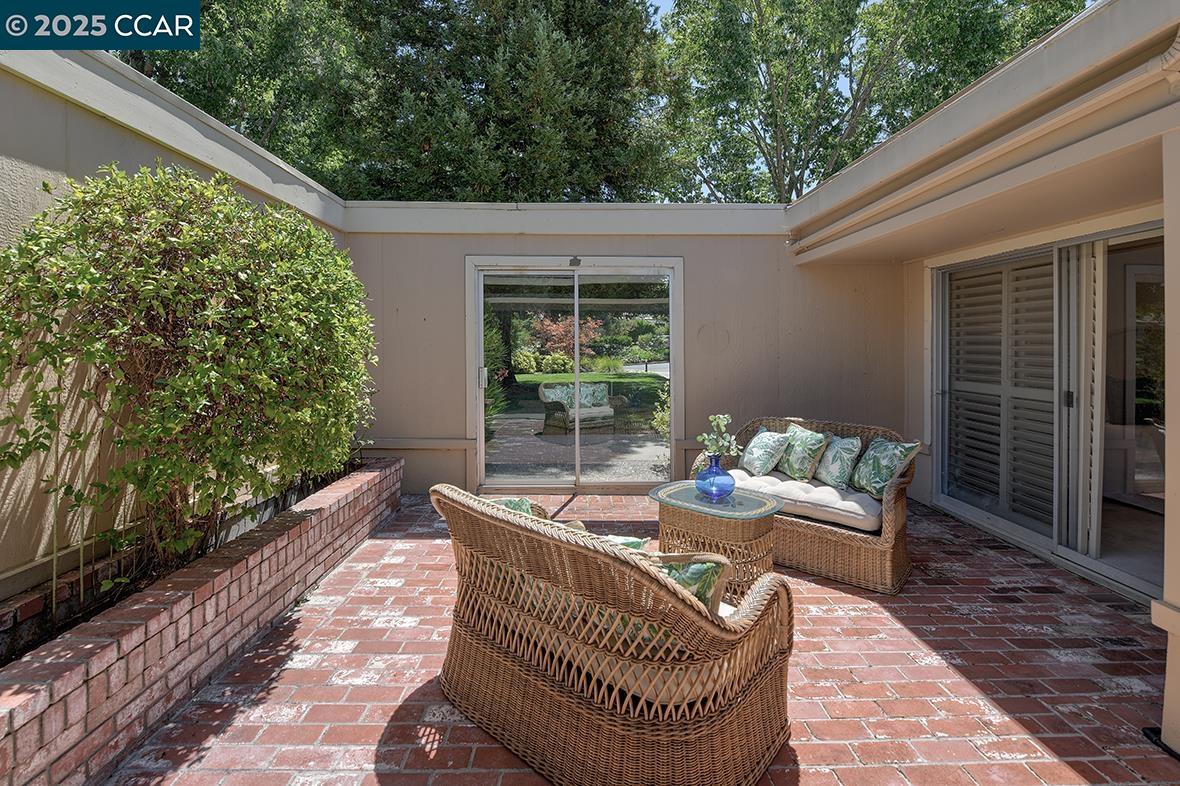 Photo #15: 41107791 Listing: Photo #15