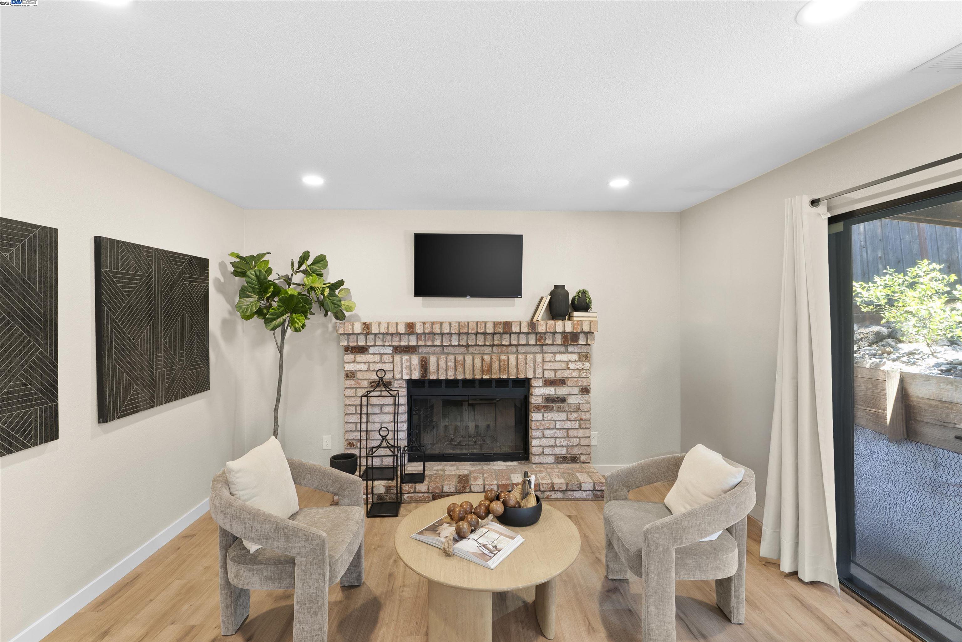Detail Gallery Image 15 of 43 For 721 Woodmeadow Pl, Oakley,  CA 94561 - 4 Beds | 3 Baths