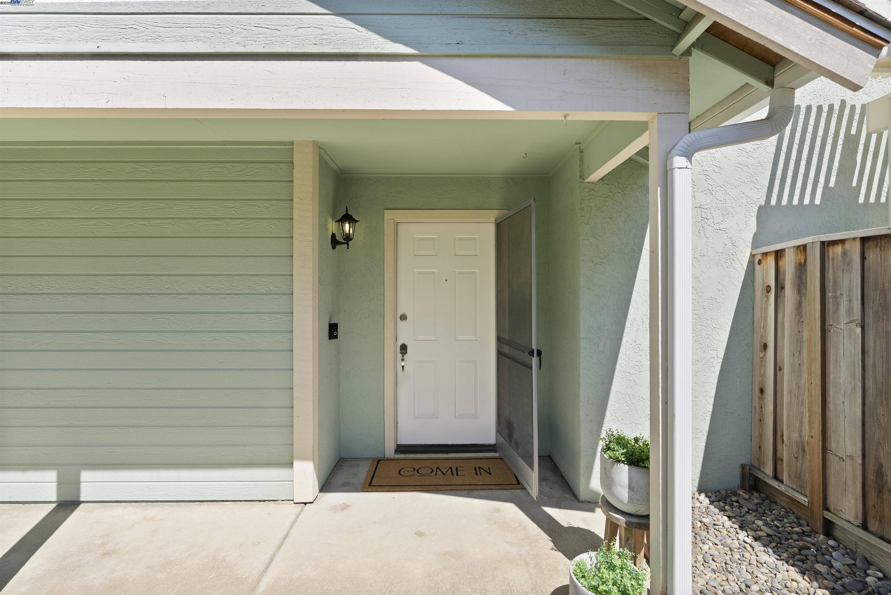 Detail Gallery Image 3 of 43 For 721 Woodmeadow Pl, Oakley,  CA 94561 - 4 Beds | 3 Baths