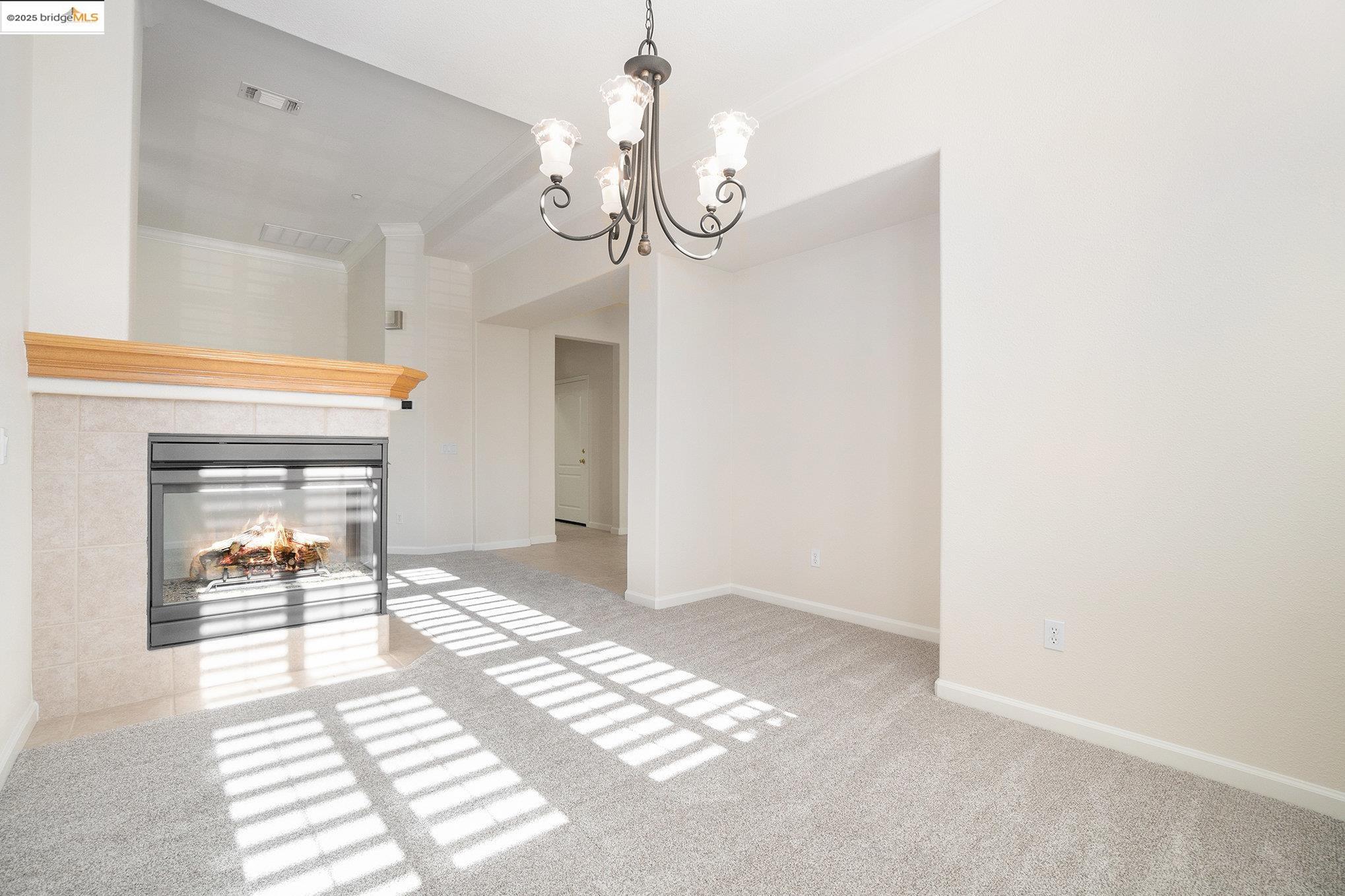Detail Gallery Image 3 of 33 For 1007 Centennial Dr, Brentwood,  CA 94513 - 2 Beds | 2/1 Baths