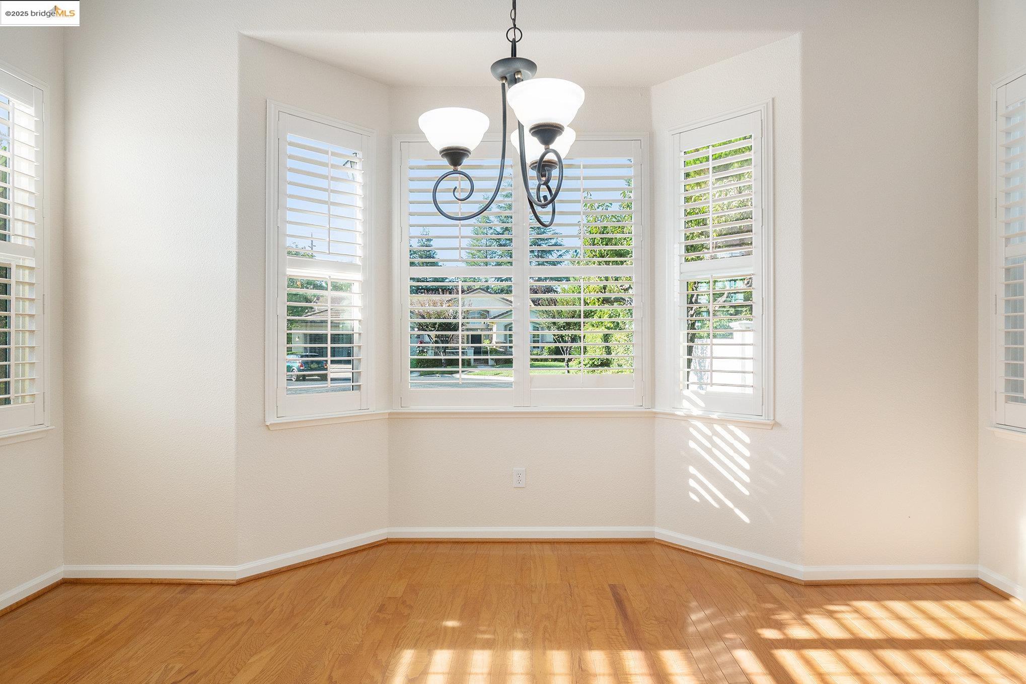 Detail Gallery Image 10 of 33 For 1007 Centennial Dr, Brentwood,  CA 94513 - 2 Beds | 2/1 Baths
