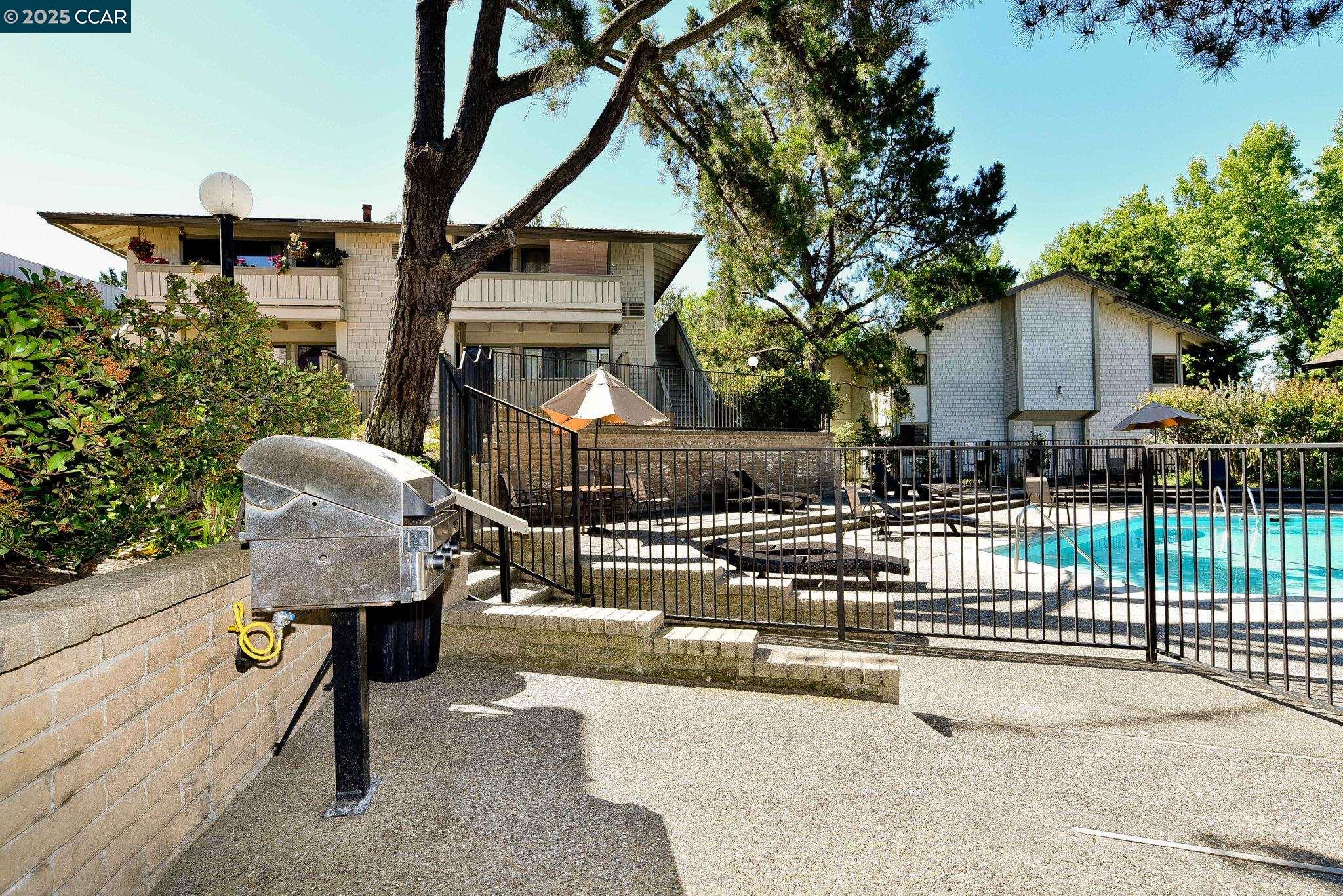Photo #33: 41107795 Listing: Photo #33