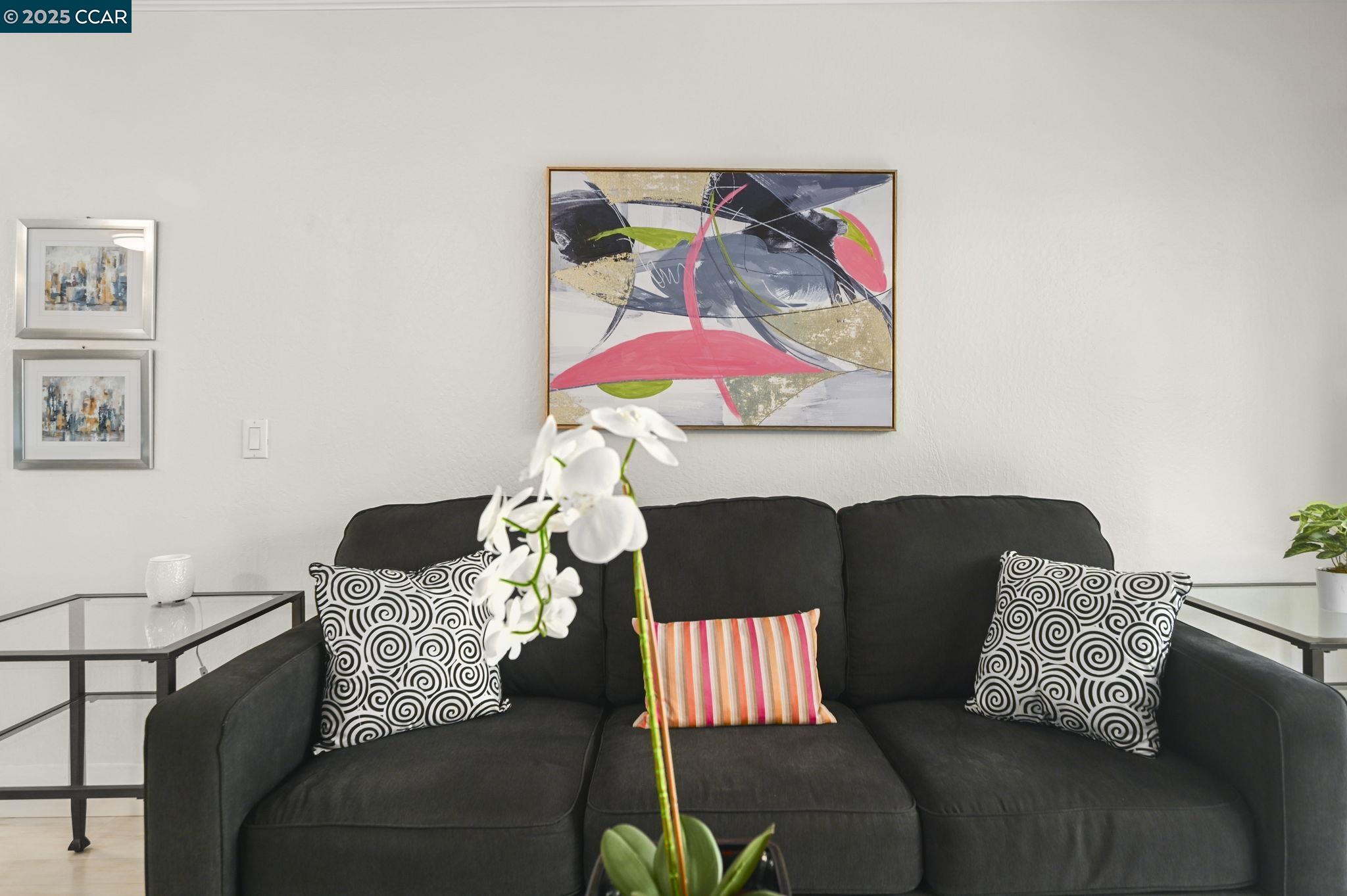 Photo #6: 41107795 Listing 
