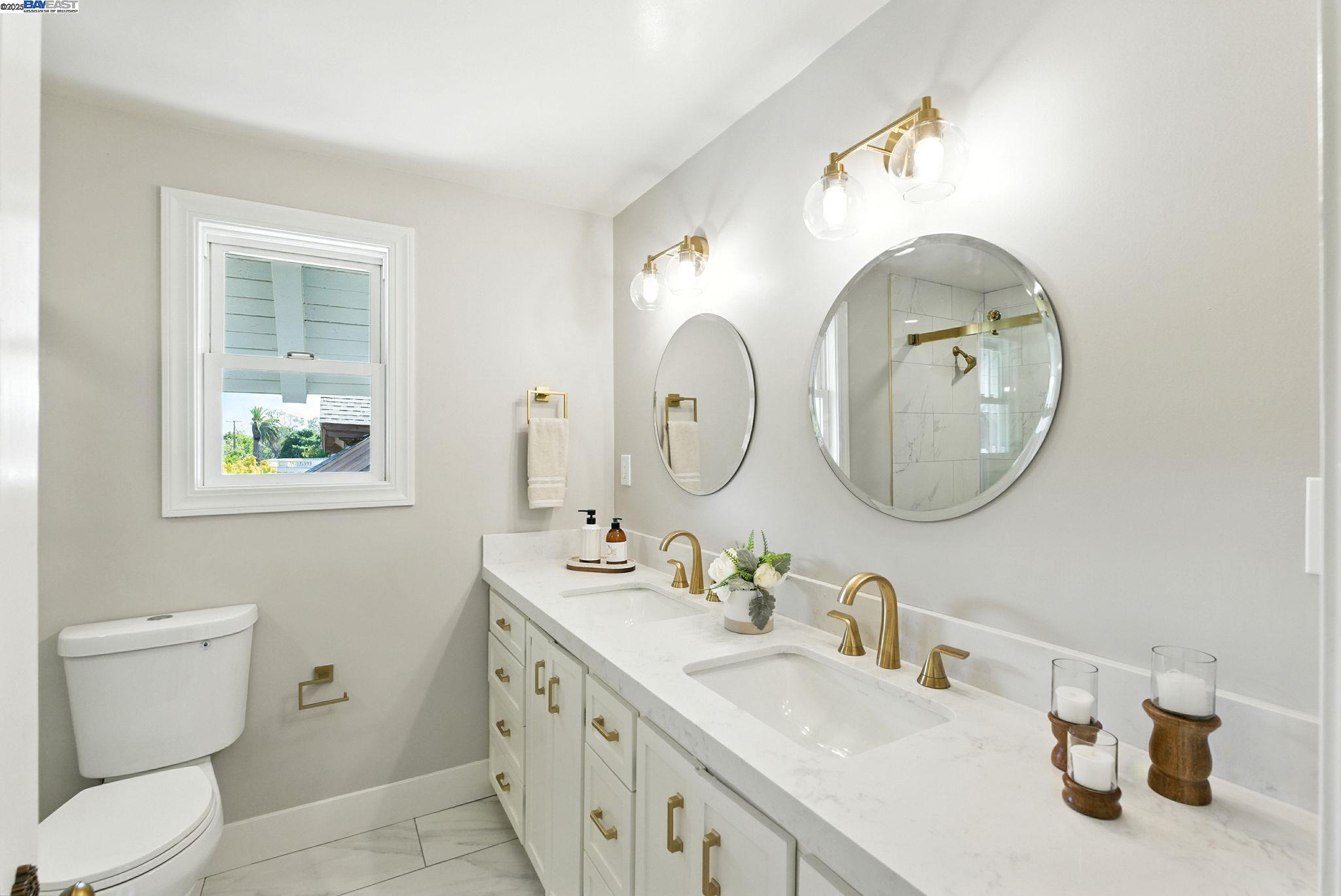 Detail Gallery Image 21 of 60 For 1247 Sherman St, Alameda,  CA 94501 - 6 Beds | 3/1 Baths
