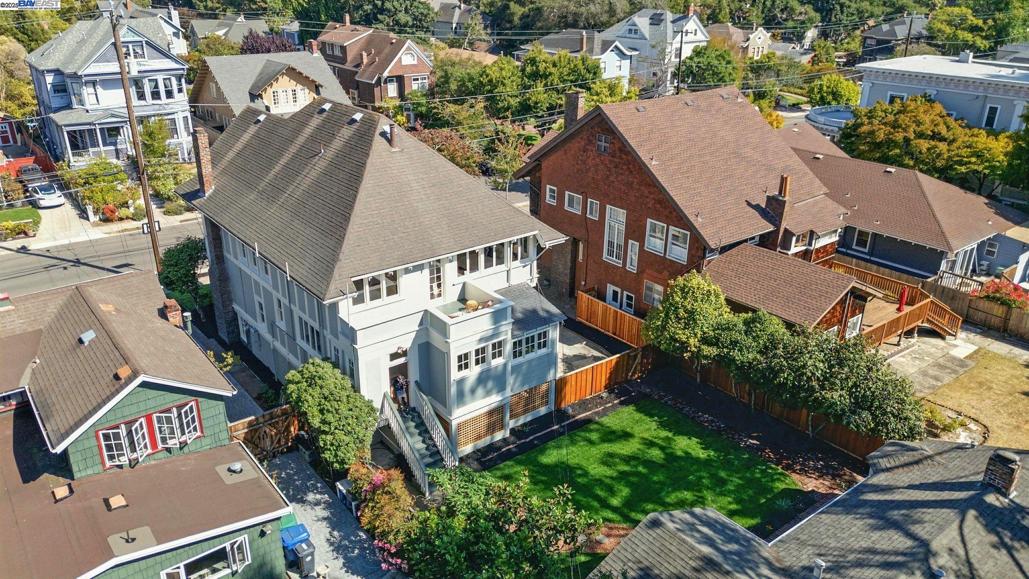 Detail Gallery Image 55 of 60 For 1247 Sherman St, Alameda,  CA 94501 - 6 Beds | 3/1 Baths