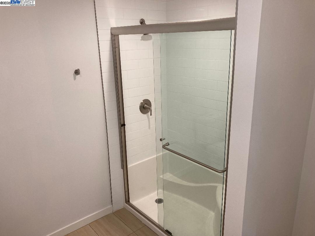 Detail Gallery Image 16 of 29 For 5406 Trask St, Oakland,  CA 94601 - 2 Beds | 2 Baths
