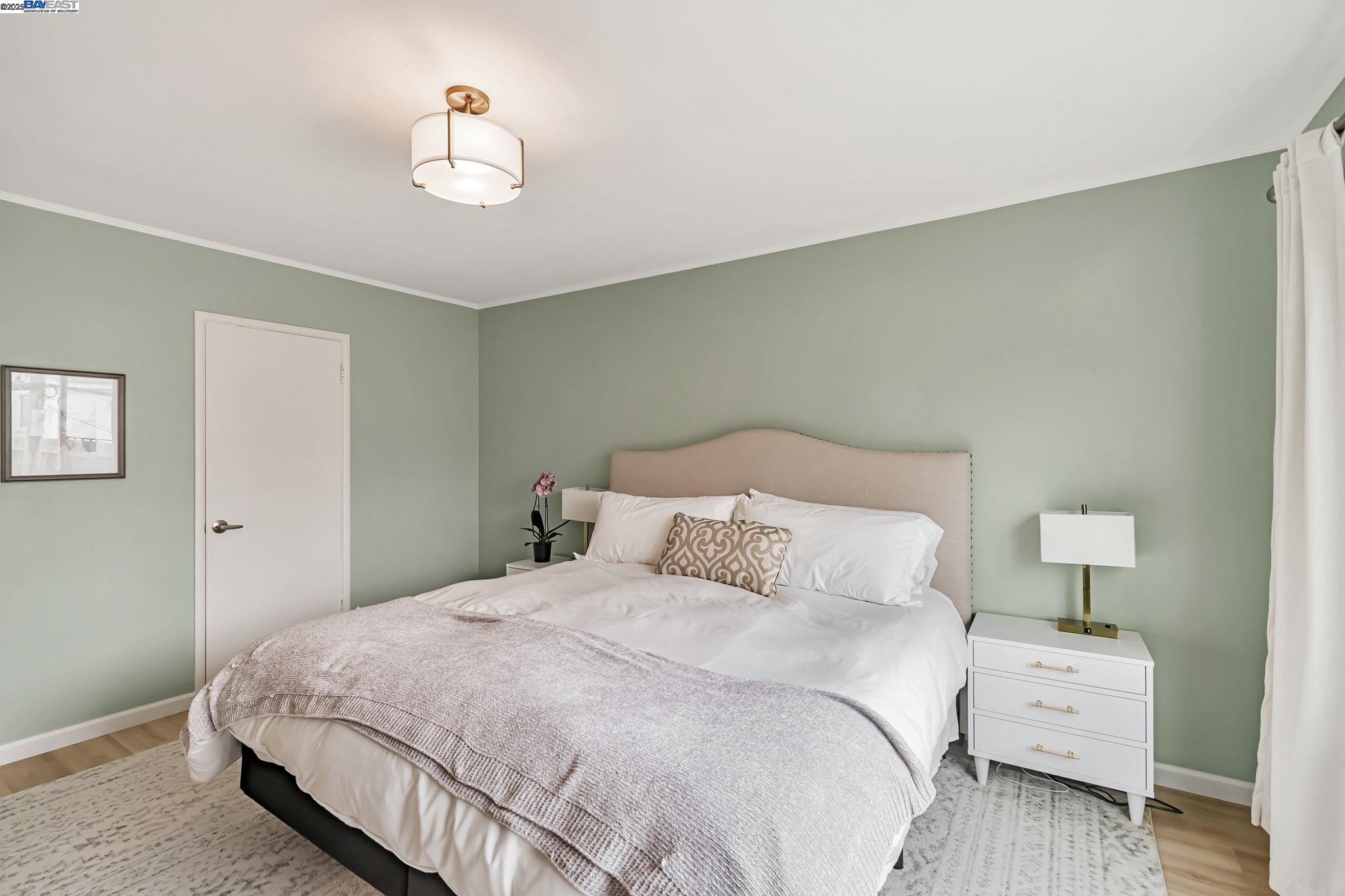 Detail Gallery Image 17 of 29 For 59 Weston, Daly City,  CA 94015 - 3 Beds | 2 Baths