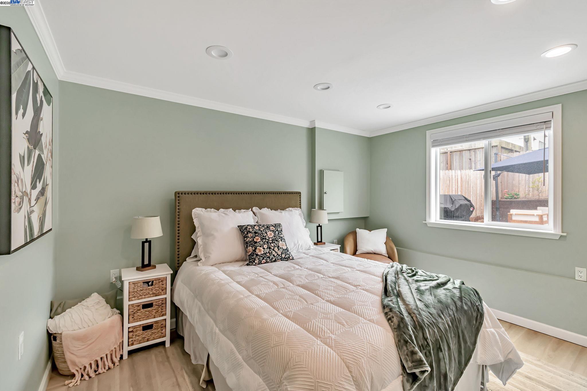 Detail Gallery Image 21 of 29 For 59 Weston, Daly City,  CA 94015 - 3 Beds | 2 Baths