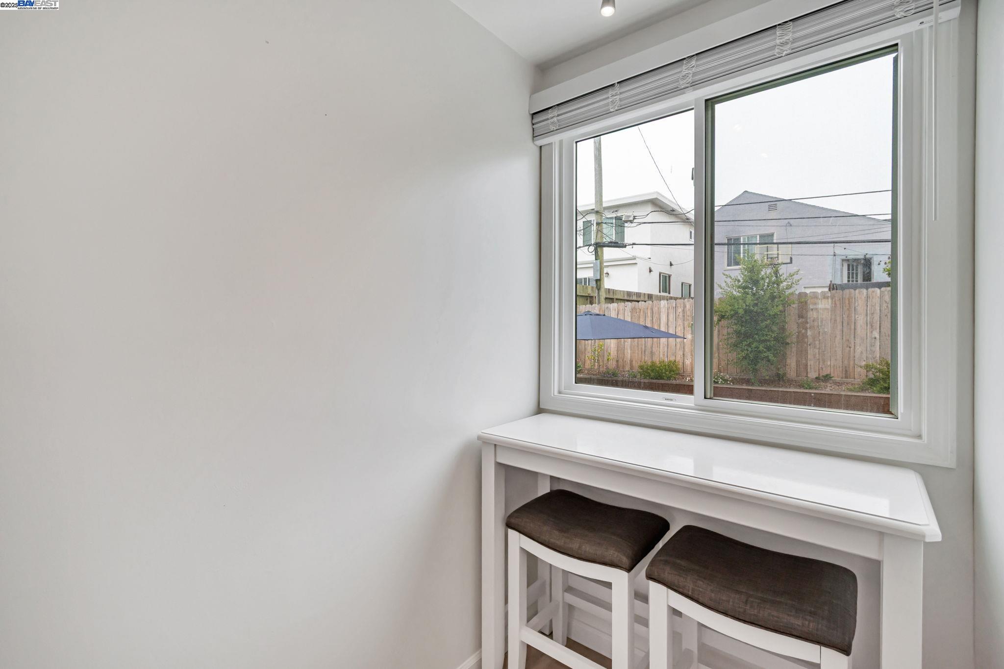 Detail Gallery Image 9 of 29 For 59 Weston, Daly City,  CA 94015 - 3 Beds | 2 Baths