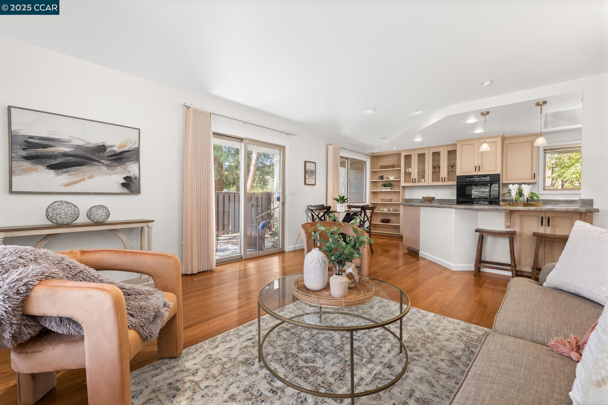 More Details about MLS # 41107809 : 1905 COUNTRYWOOD