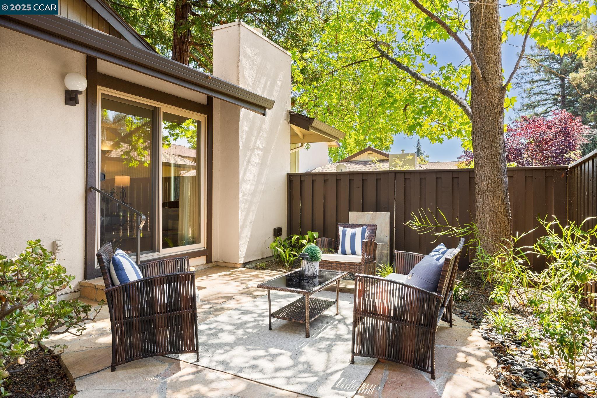 Detail Gallery Image 21 of 41 For 1905 Countrywood, Walnut Creek,  CA 94598 - 2 Beds | 1/1 Baths