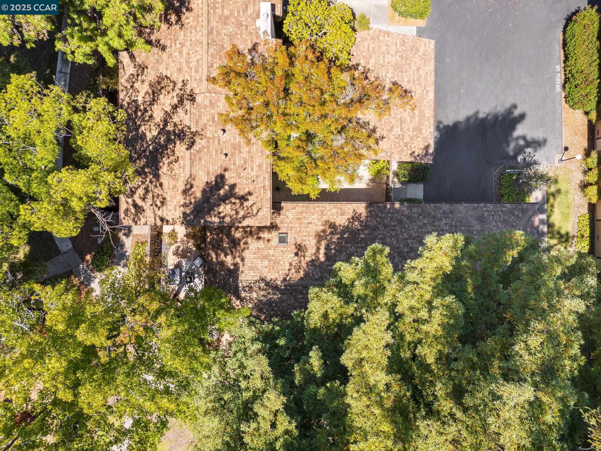 Detail Gallery Image 30 of 41 For 1905 Countrywood, Walnut Creek,  CA 94598 - 2 Beds | 1/1 Baths