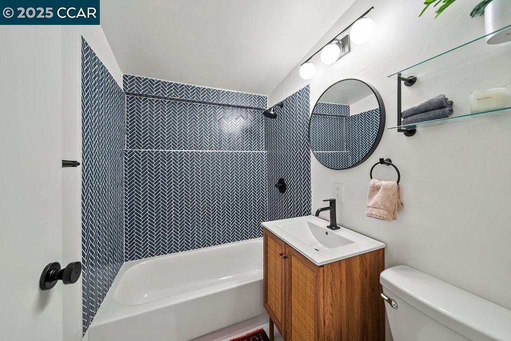 Detail Gallery Image 24 of 41 For 311 Jordan Ct, Martinez,  CA 94553 - 3 Beds | 2 Baths