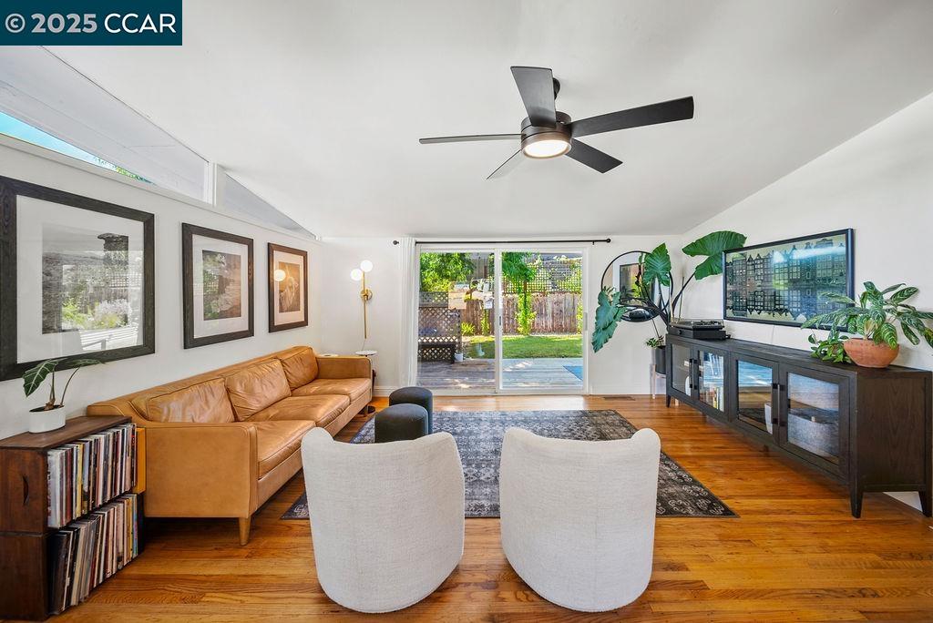 Detail Gallery Image 9 of 41 For 311 Jordan Ct, Martinez,  CA 94553 - 3 Beds | 2 Baths